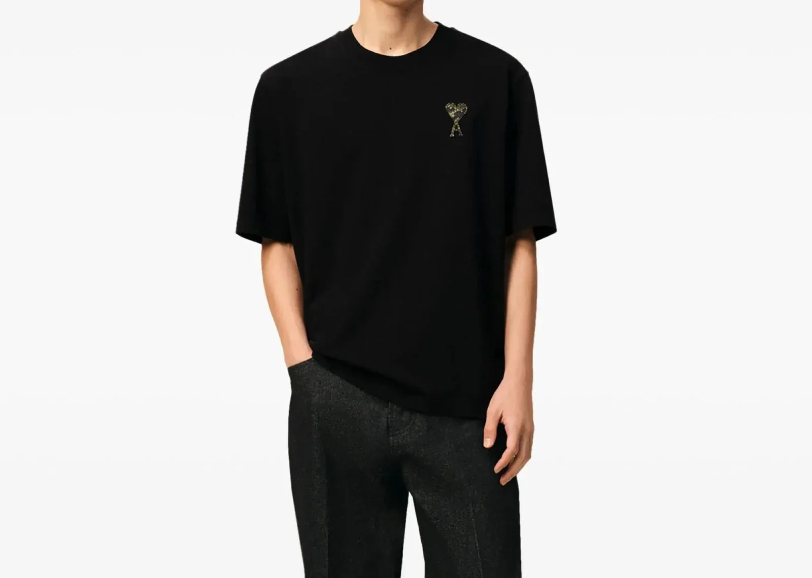 Ami Paris Ami De Coeur Crew Neck Logo Patch T-Shirt Black - My Suti