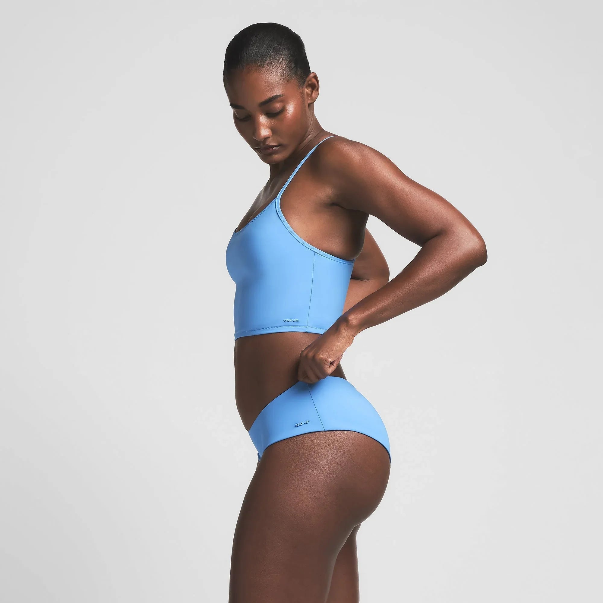 SKIMS SIGNATURE SWIM HIPSTER BIKINI BOTTOM | TIDE - BIKINI ALT - My Suti