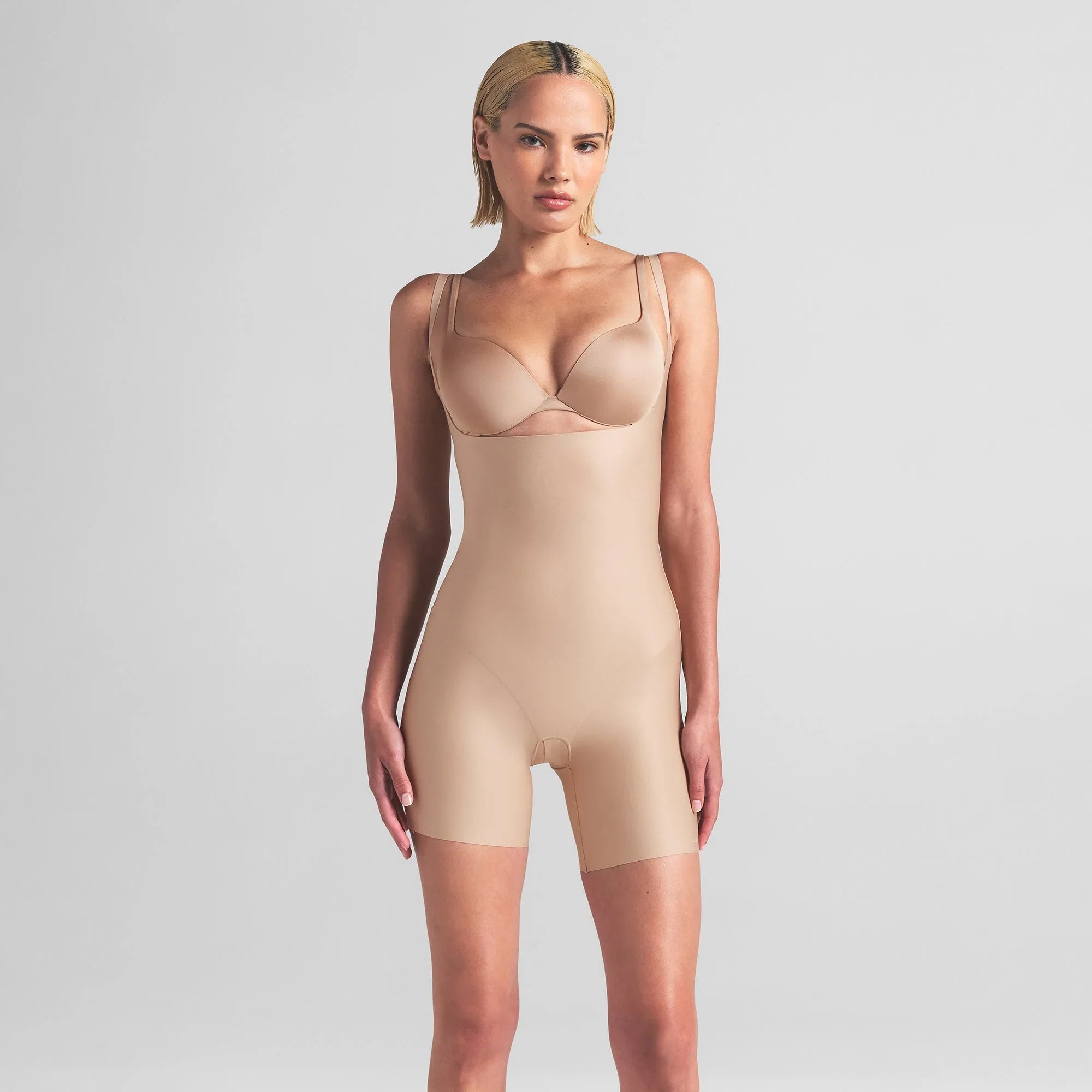 SKIMS BODY CORE SCULPT OPEN BUST MID THIGH BODYSUIT | CLAY - BODY SUIT - My Suti