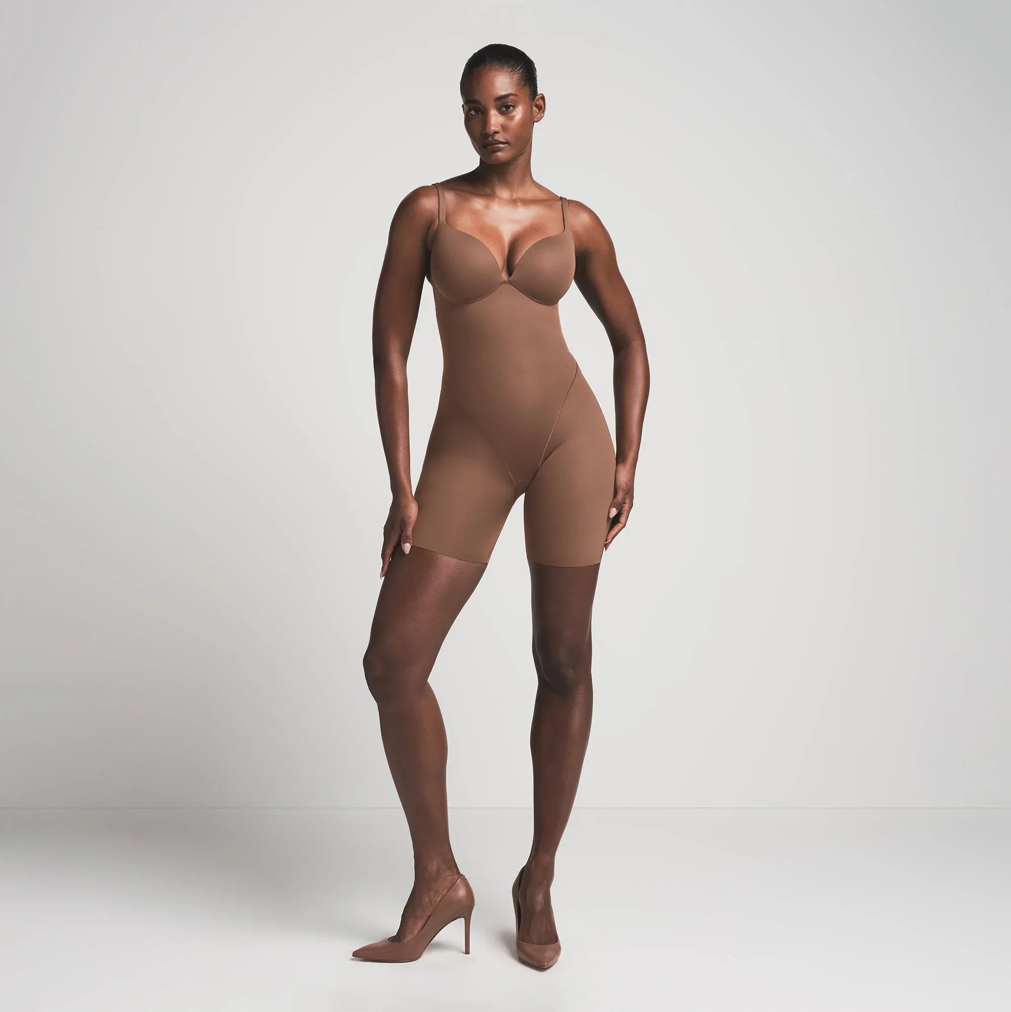 SKIMS ULTIMATE BODY PUSH-UP BUTT ENHANCING PADDED MID THIGH BODYSUIT | JASPER - BODYSUIT - My Suti