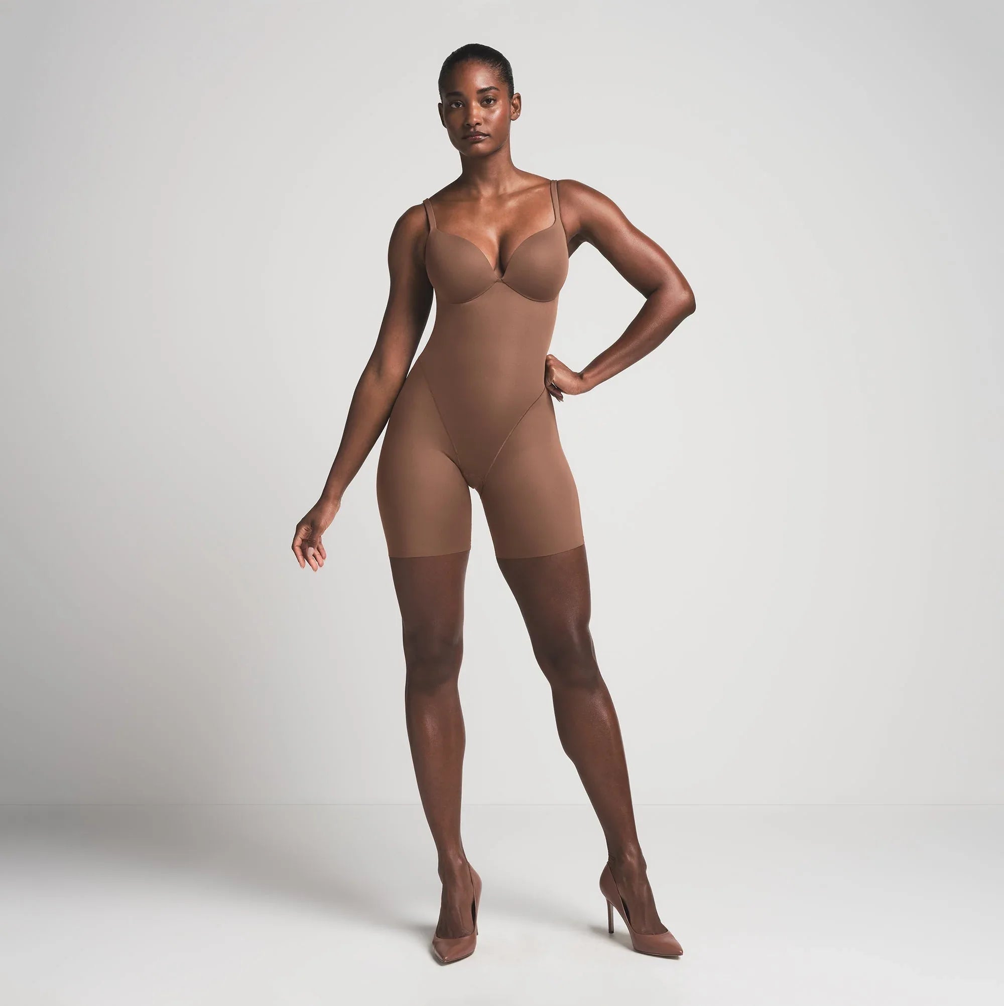 SKIMS ULTIMATE BODY PUSH-UP BUTT ENHANCING PADDED MID THIGH BODYSUIT | JASPER - BODYSUIT - My Suti