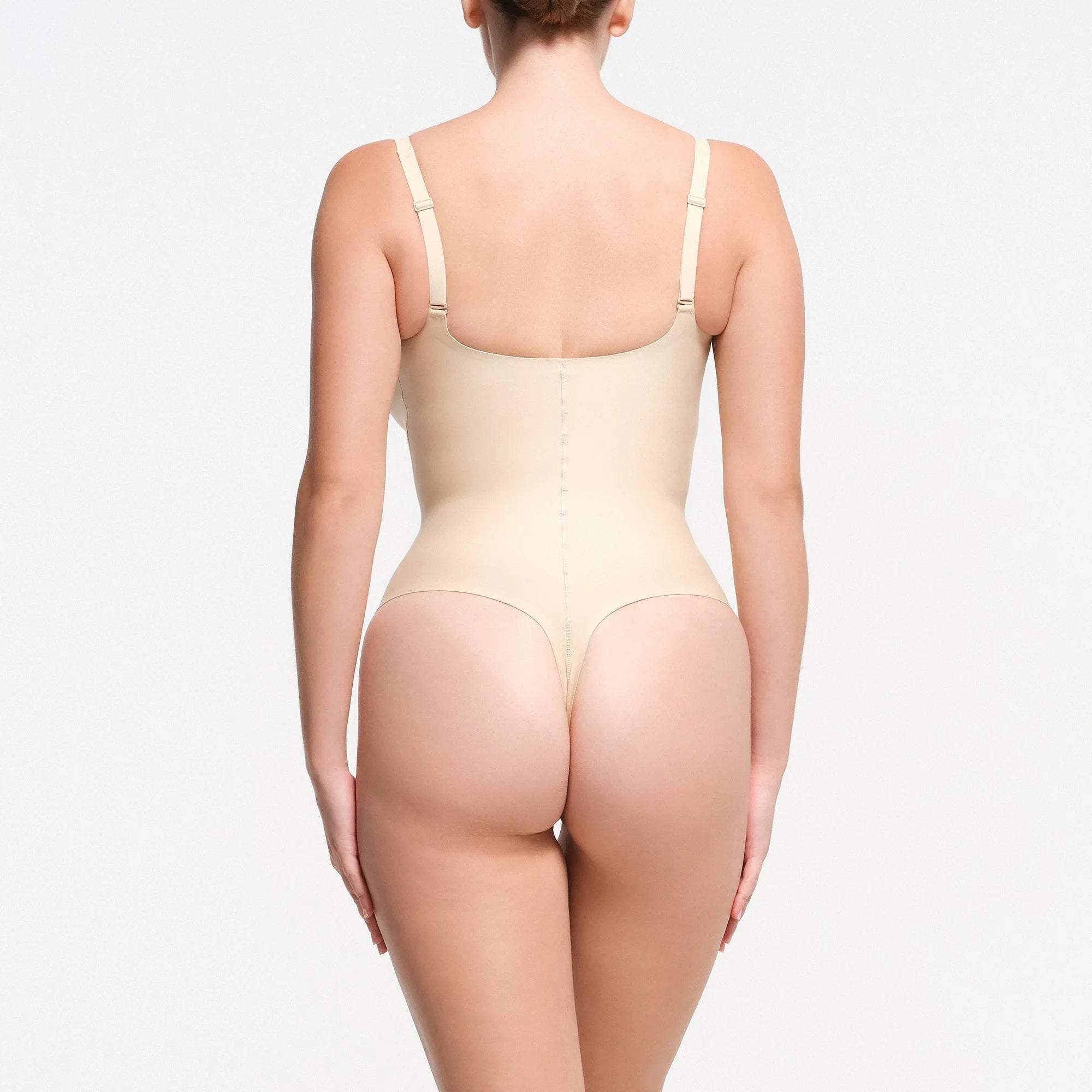 SKIMS BODY CORE SCULPT PLUNGE THONG BODYSUIT | SAND - BODYSUIT - My Suti