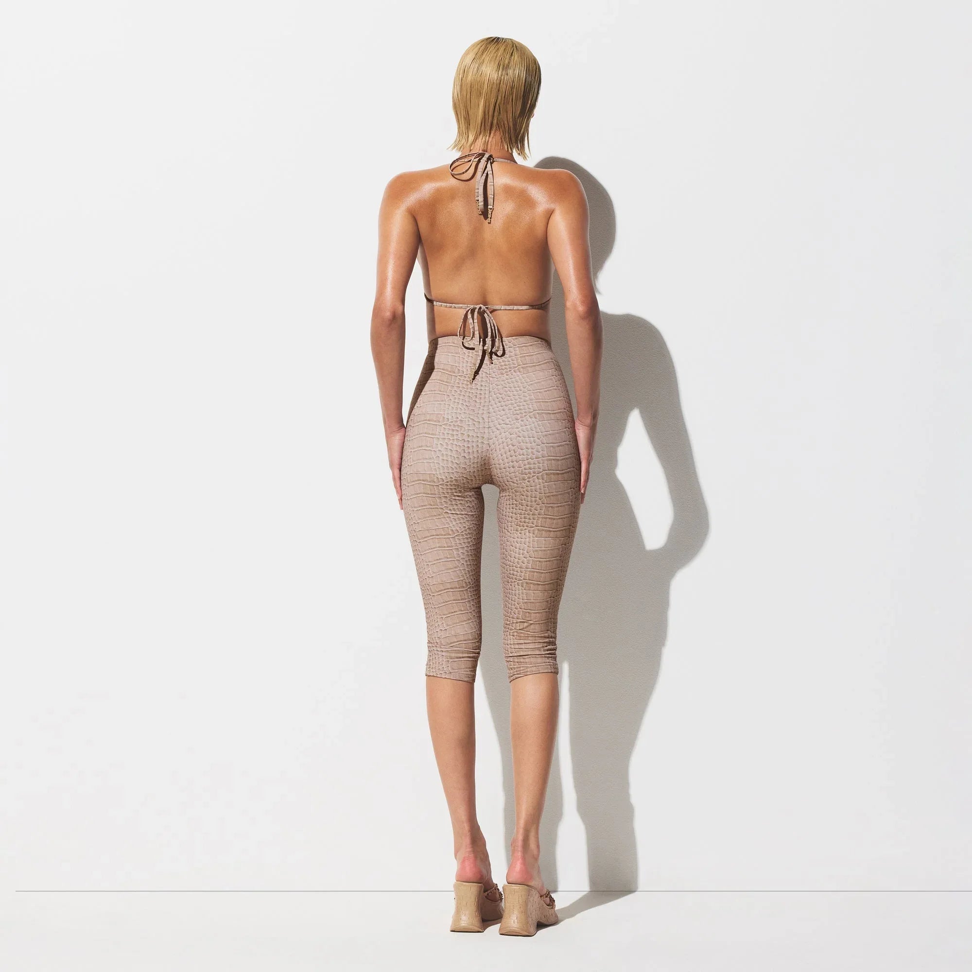 SKIMS SIGNATURE SWIM CAPRI | DUNE CROCODILE PRINT - TAYT - My Suti