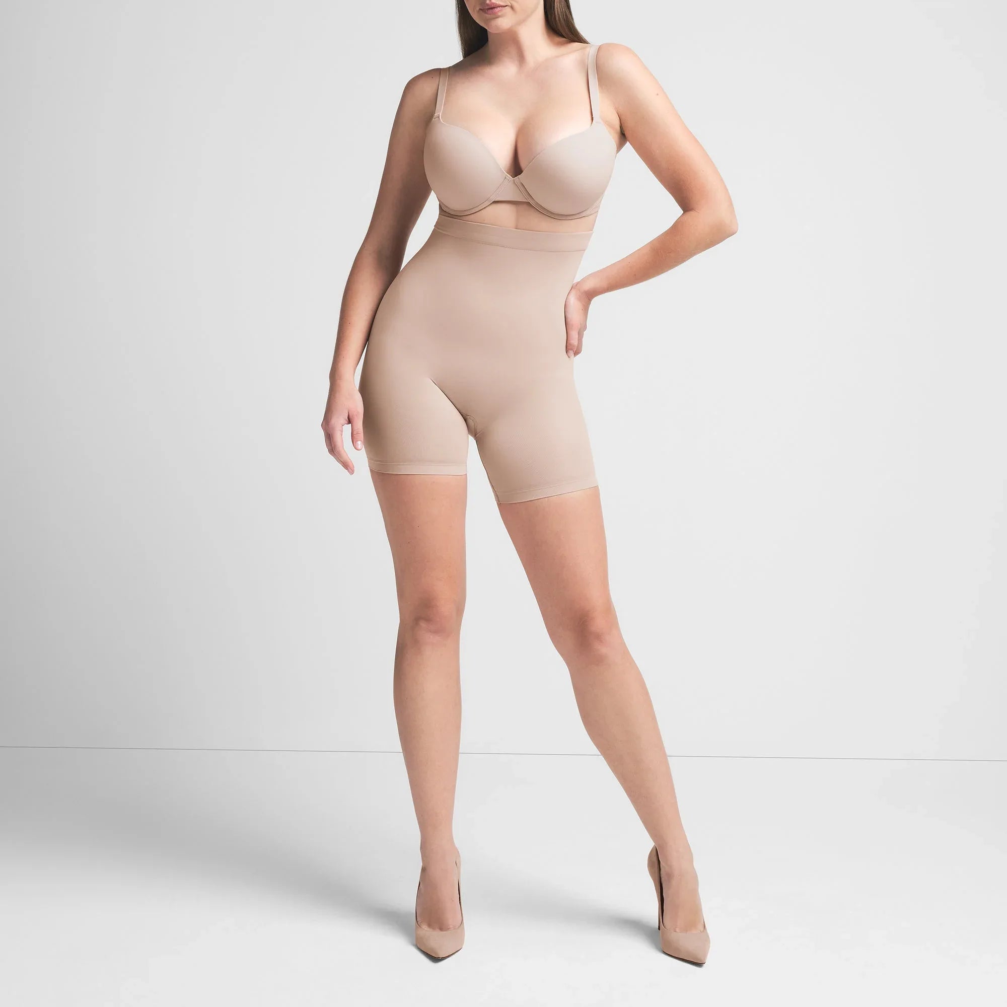 SKIMS SEAMLESS SCULPT MID THIGH SHORT | MICA - KISA ŞORT - My Suti