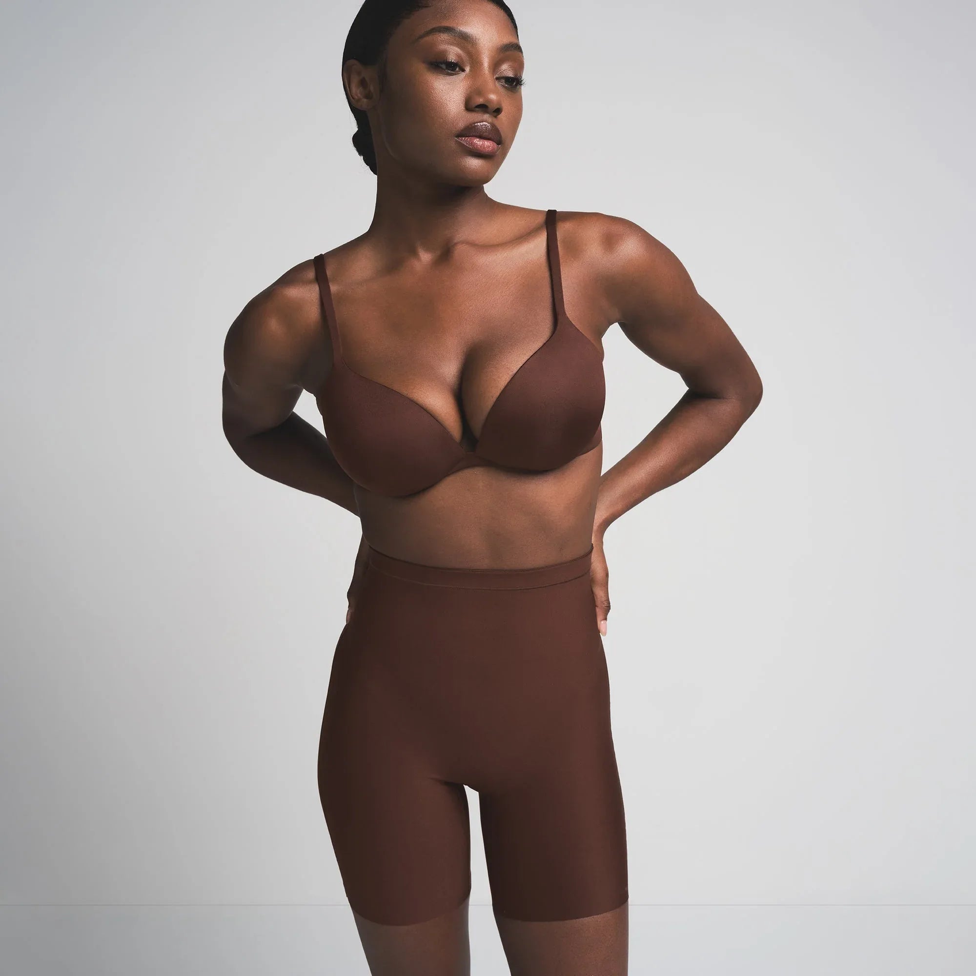 SKIMS BODY CORE SCULPT MID RISE SHORT | COCOA - KISA ŞORT - My Suti