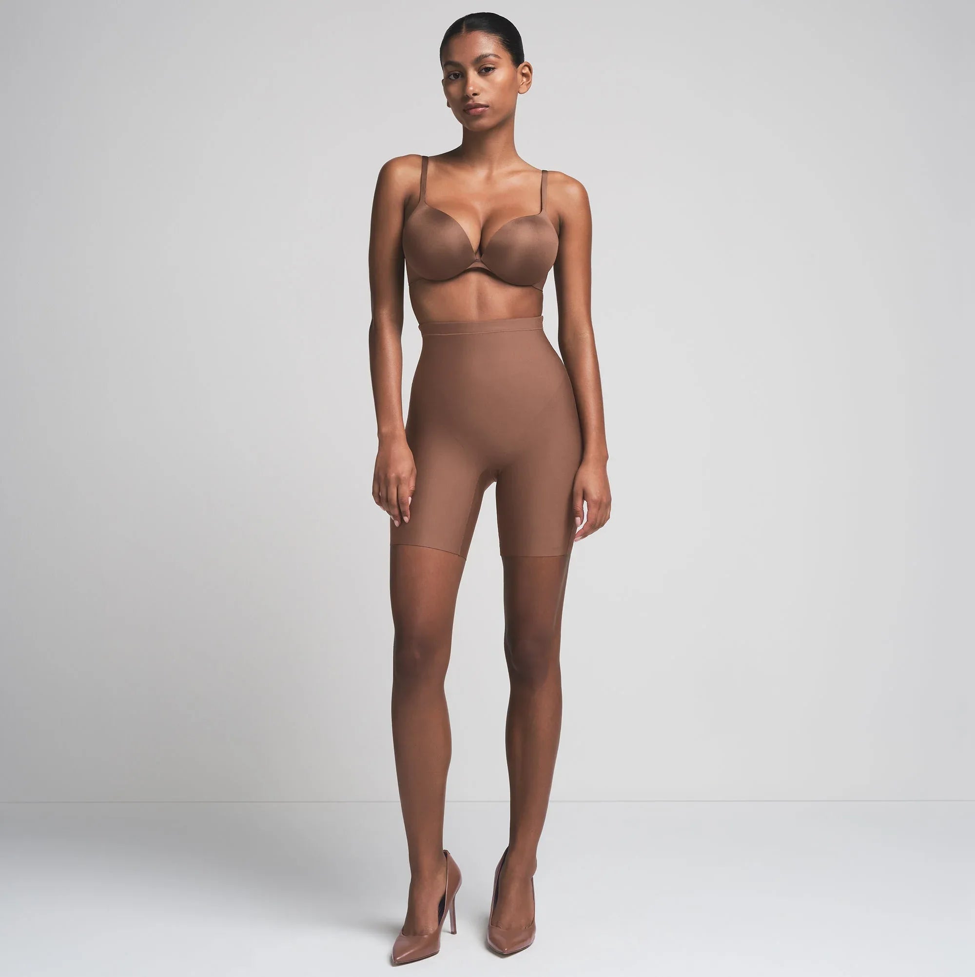 SKIMS BODY CORE SCULPT MID RISE SHORT | JASPER - KıSA ŞORT - My Suti