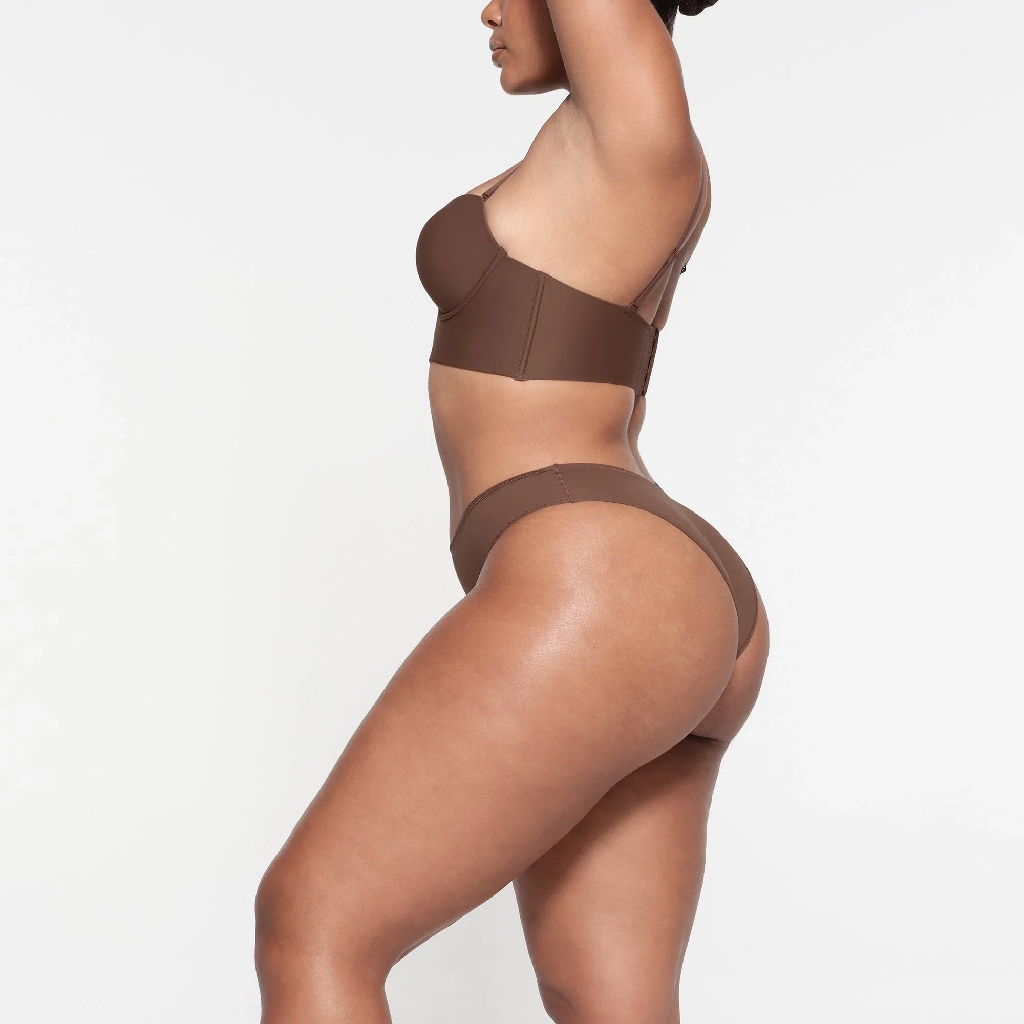 SKIMS DEEP PLUNGE SHAPEWEAR BRA | JASPER - SÜTYEN - My Suti