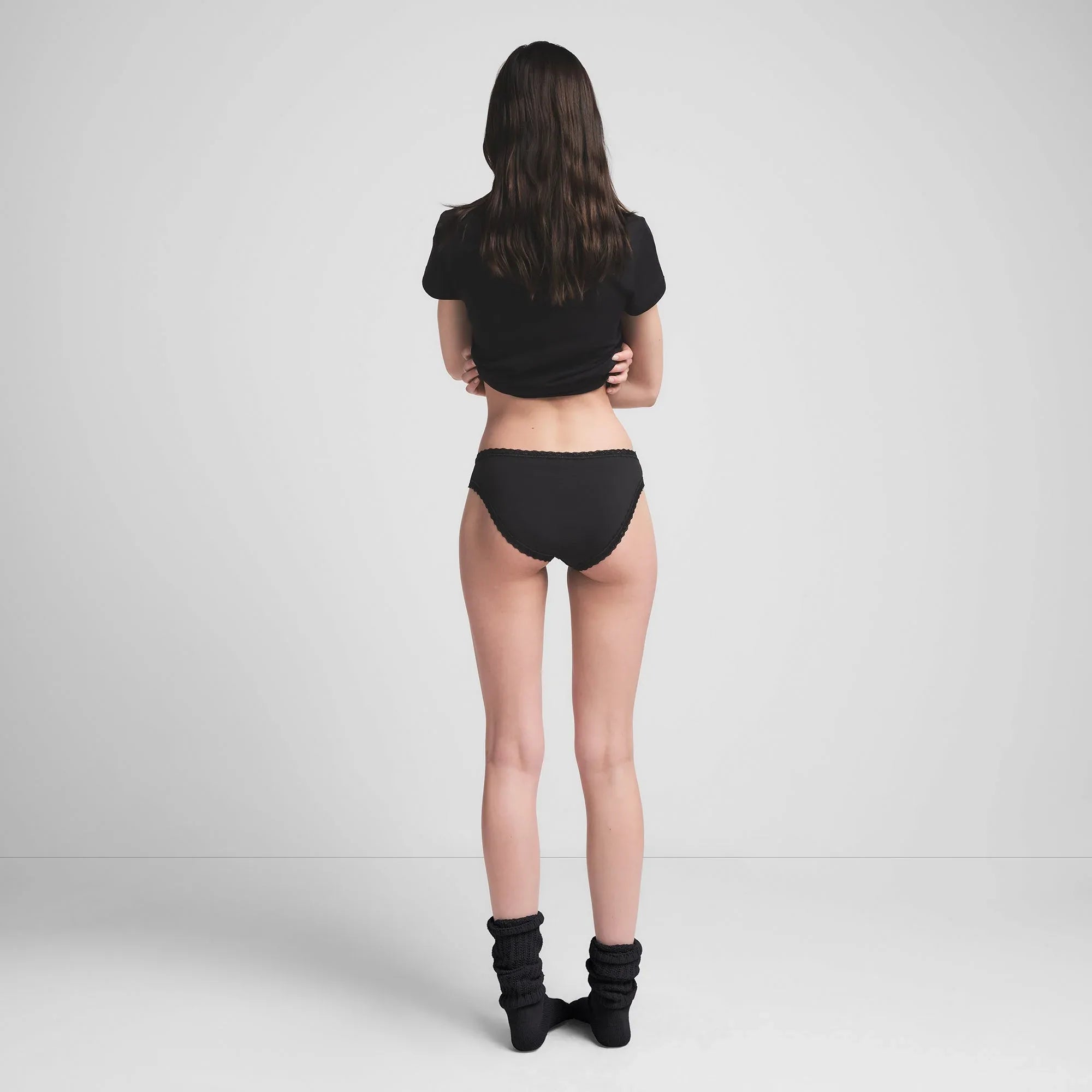 SKIMS LIGHTWEIGHT COTTON LACE BRIEF | SOOT - KÜLOT - My Suti