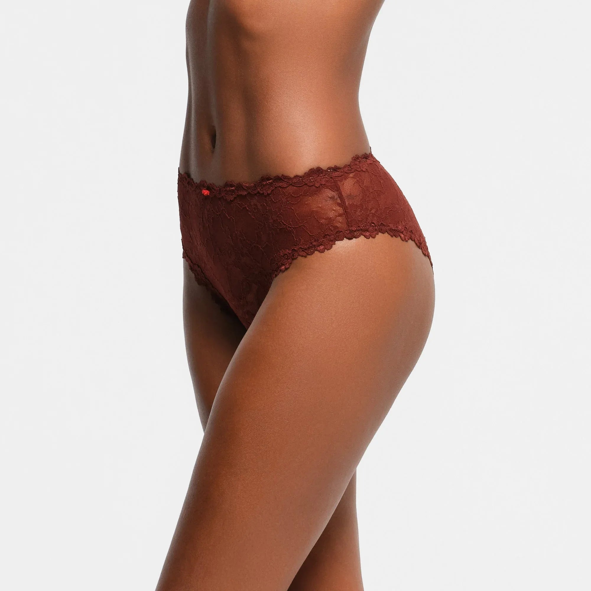 SKIMS STRETCH LACE BRIEF | OXBLOOD - KÜLOT - My Suti