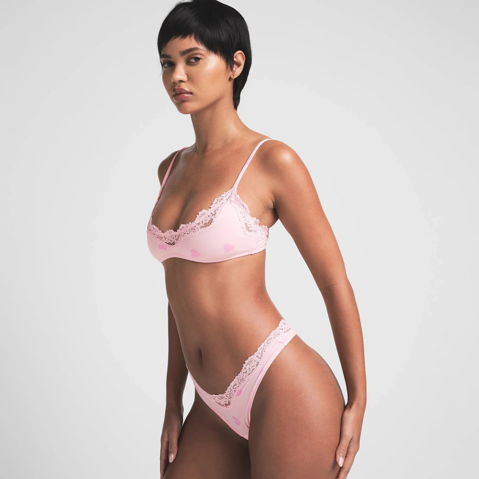 SKIMS FITS EVERYBODY LACE SCOOP BRALETTE 2-PACK | FLAMINGO AND HEART BREAKER - SÜTYEN - My Suti