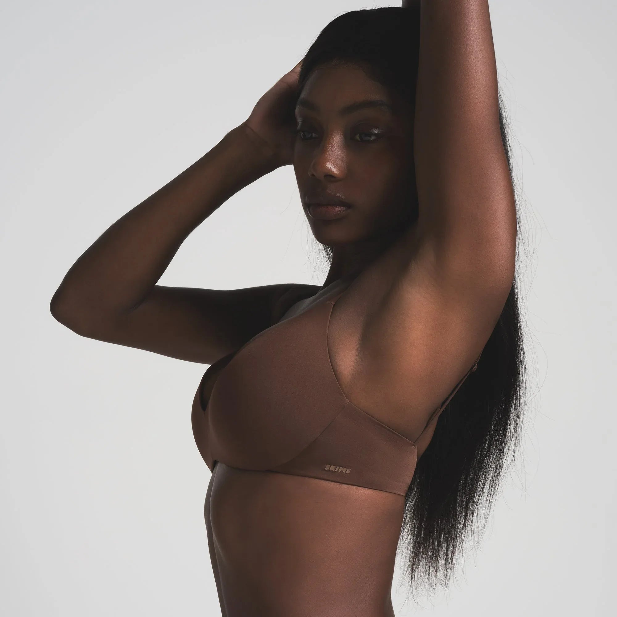 SKIMS WIRELESS FORM PUSH-UP PLUNGE BRA | COCOA - SÜTYEN - My Suti