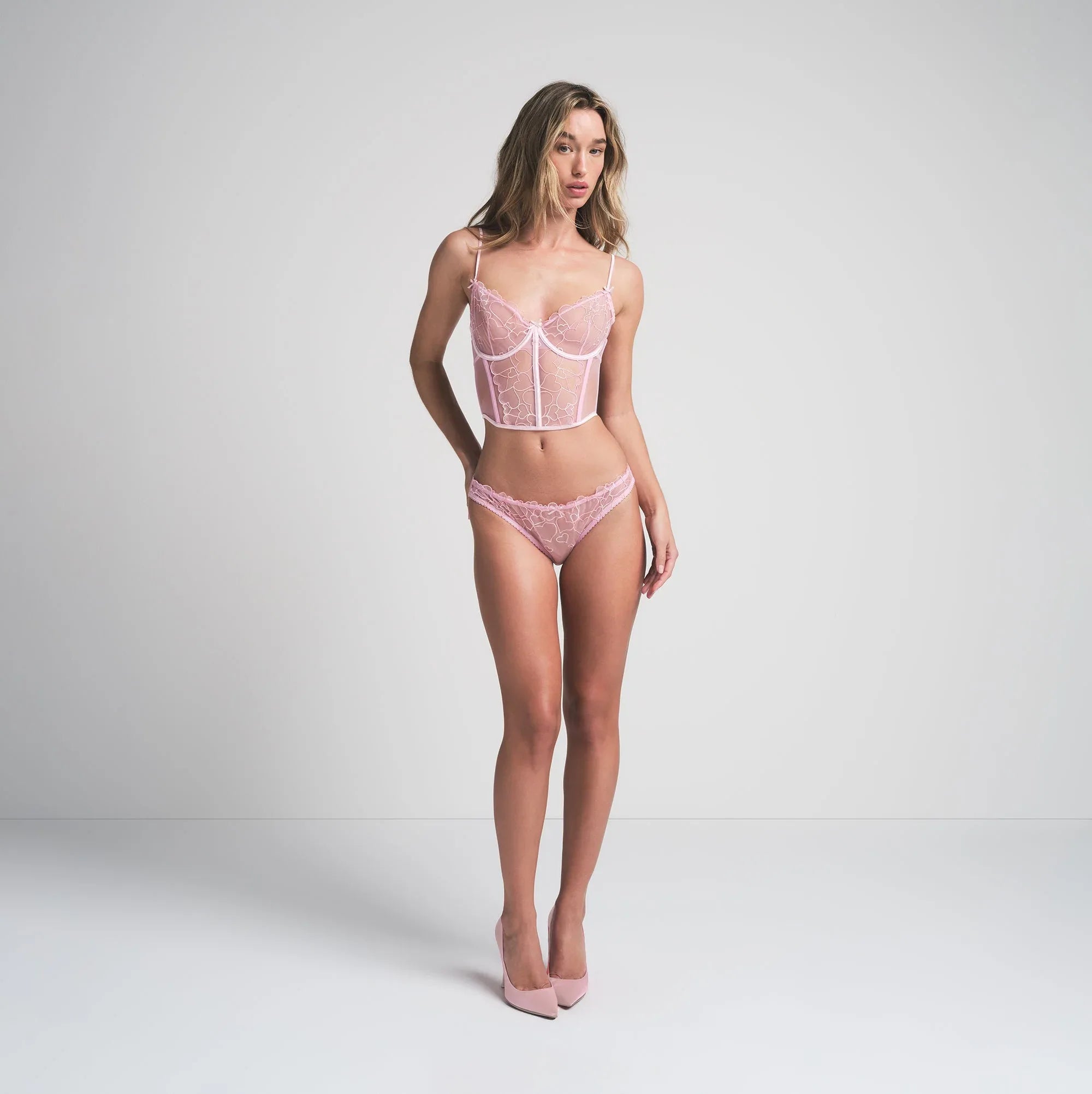 SKIMS EMBROIDERED TULLE CROPPED CORSET | BUBBLE GUM - KORS - My Suti