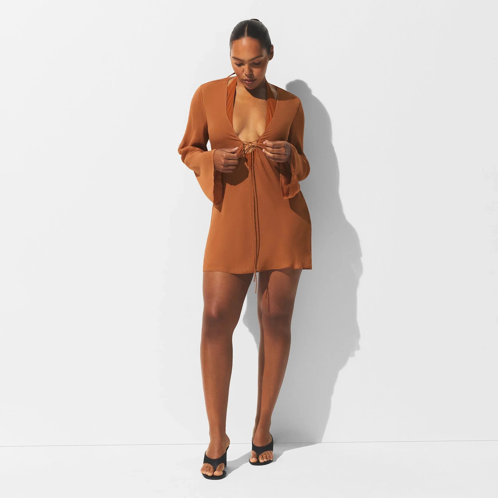 SKIMS SHEER COVER-UPS LONG SLEEVE MINI DRESS | CHESTNUT - ELBİSE - My Suti