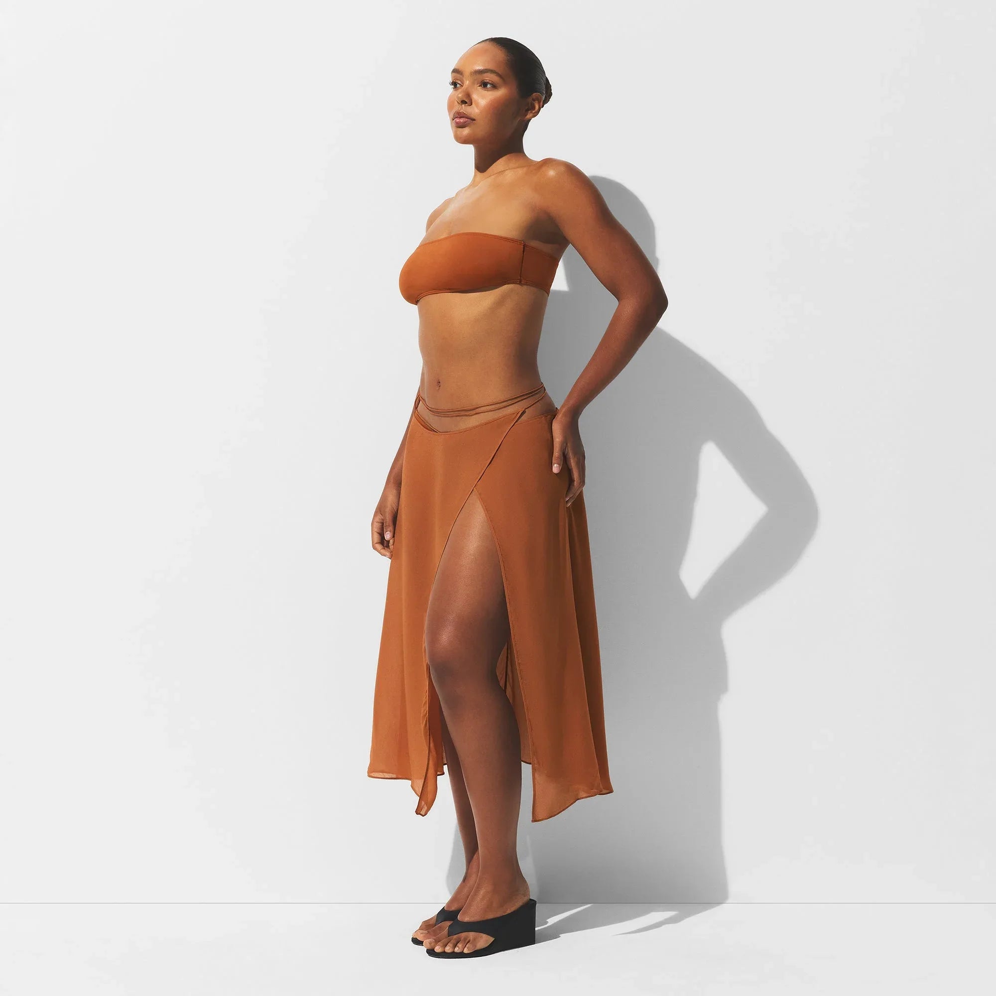SKIMS SHEER COVER-UPS TIE SIDE MIDI SKIRT | CHESTNUT - ETEK - My Suti