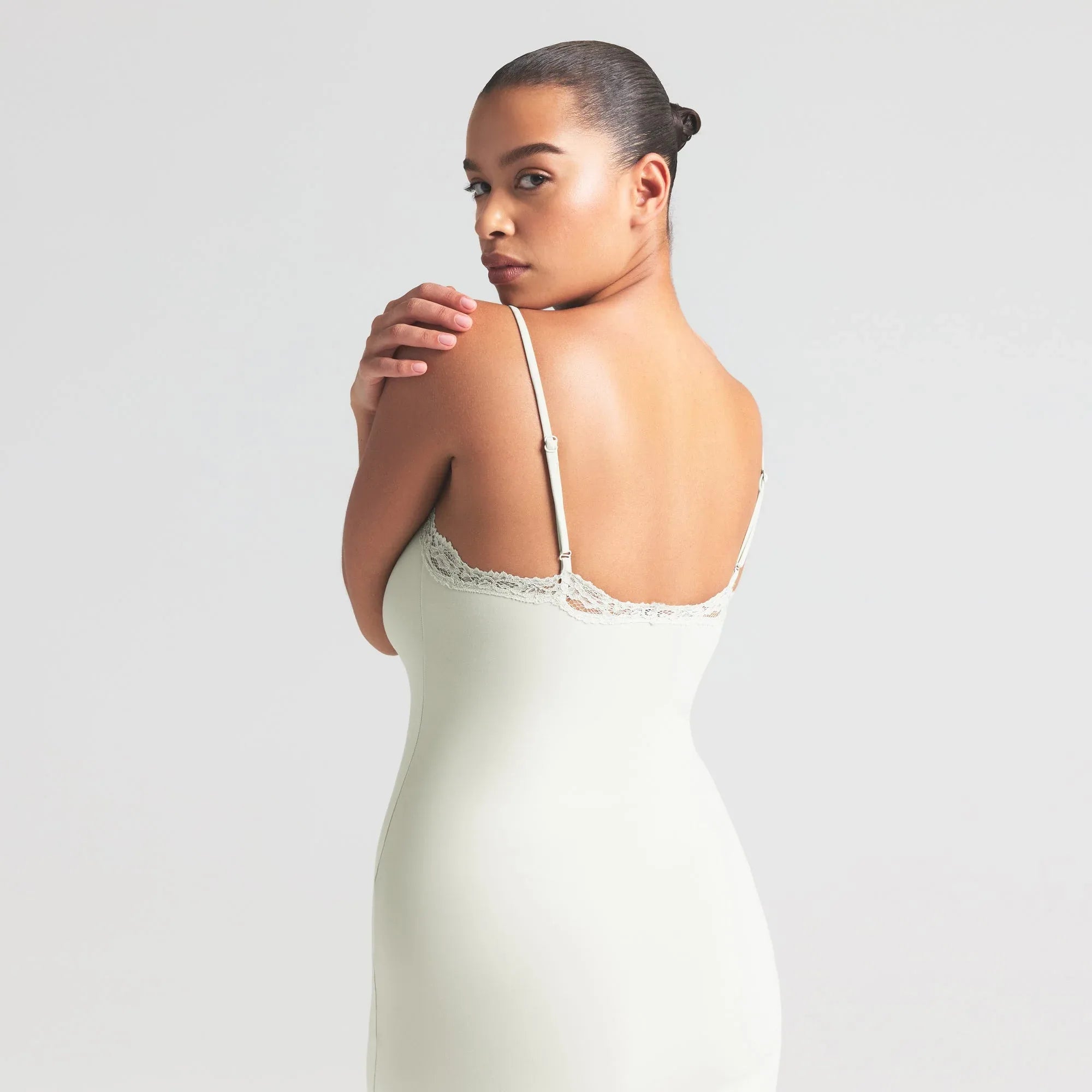 SKIMS FITS EVERYBODY LACE LONG SLIP DRESS | SPEARMINT - ELBİSE - My Suti