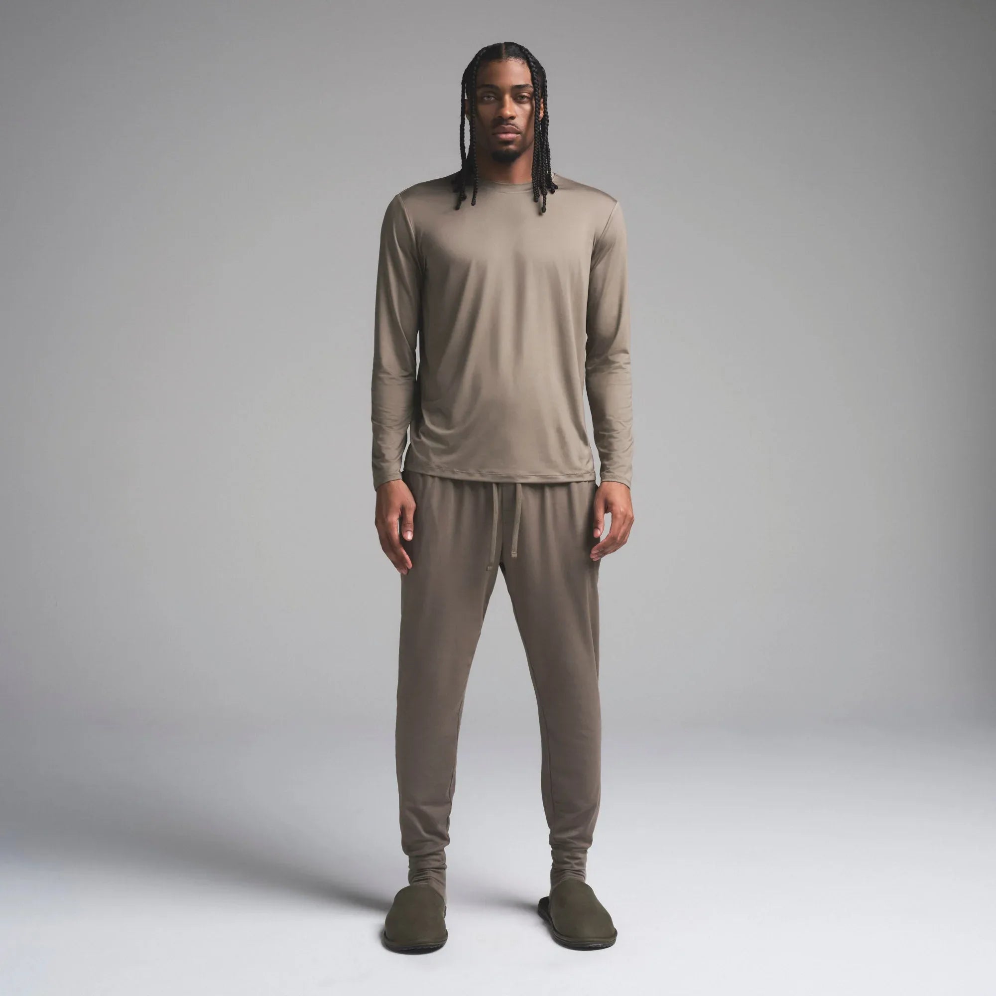 SKIMS OUTDOOR JERSEY MENS CLASSIC LONG SLEEVE T-SHIRT | TRUFFLE - TİŞÖRT - My Suti