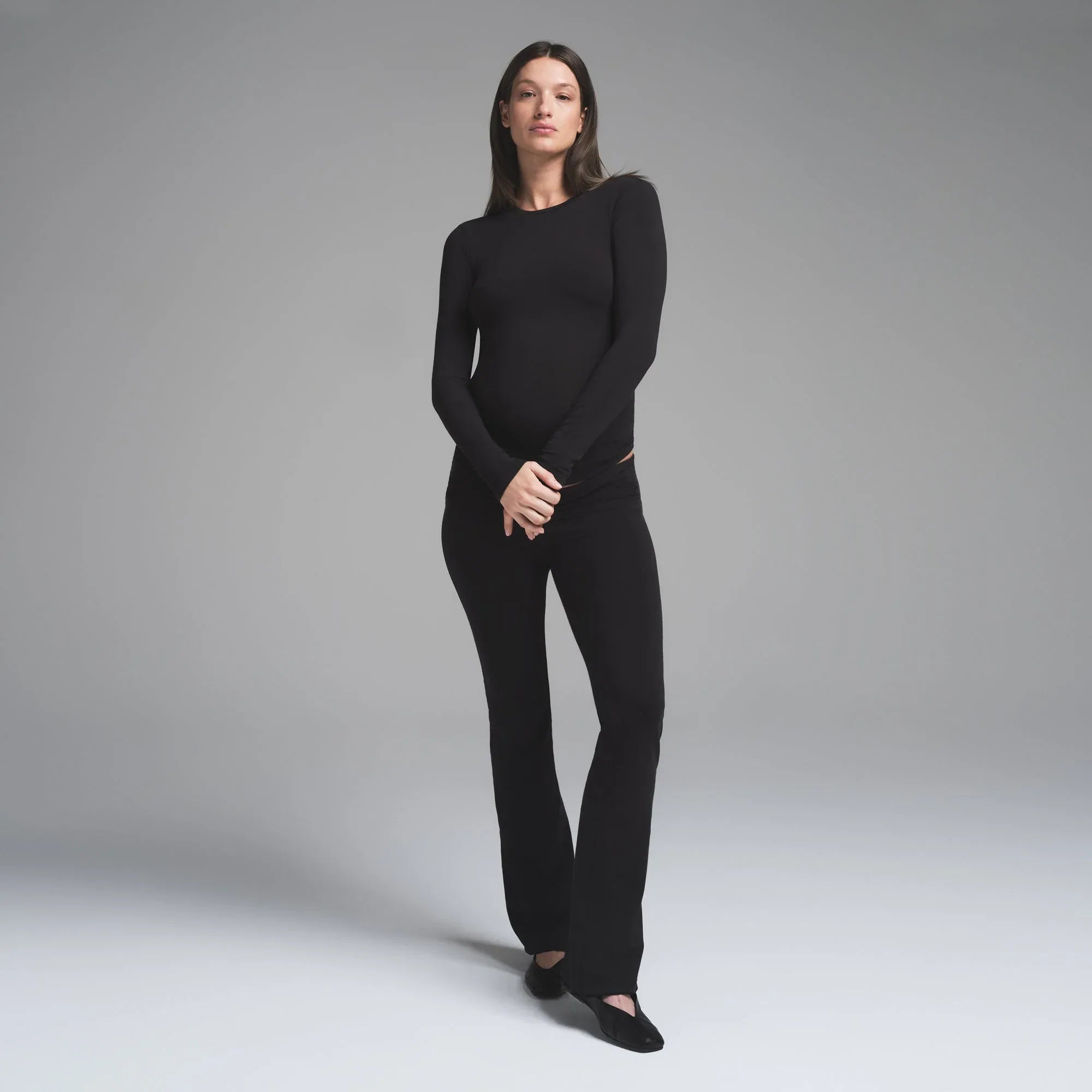 SKIMS COTTON JERSEY MATERNITY LONG SLEEVE T-SHIRT | SOOT - TİŞÖRT - My Suti