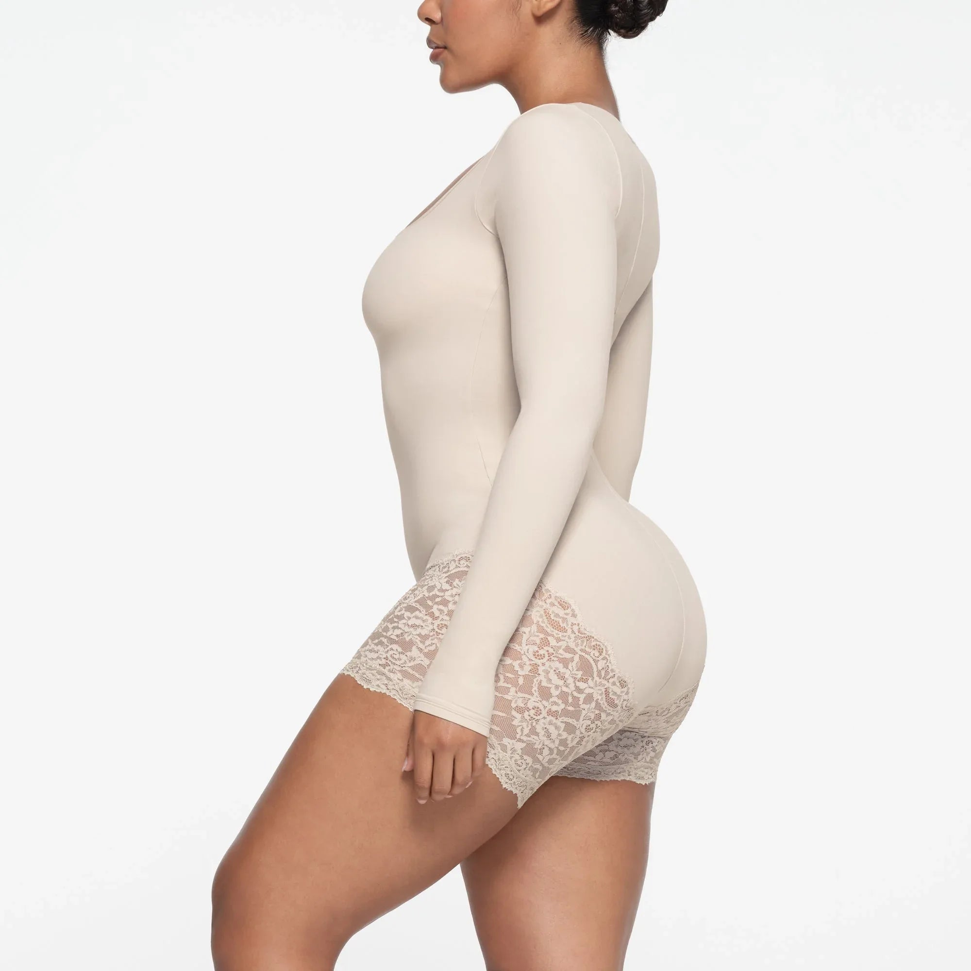 SKIMS FITS EVERYBODY LACE LONG SLEEVE ONESIE | STONE - TULUM - My Suti
