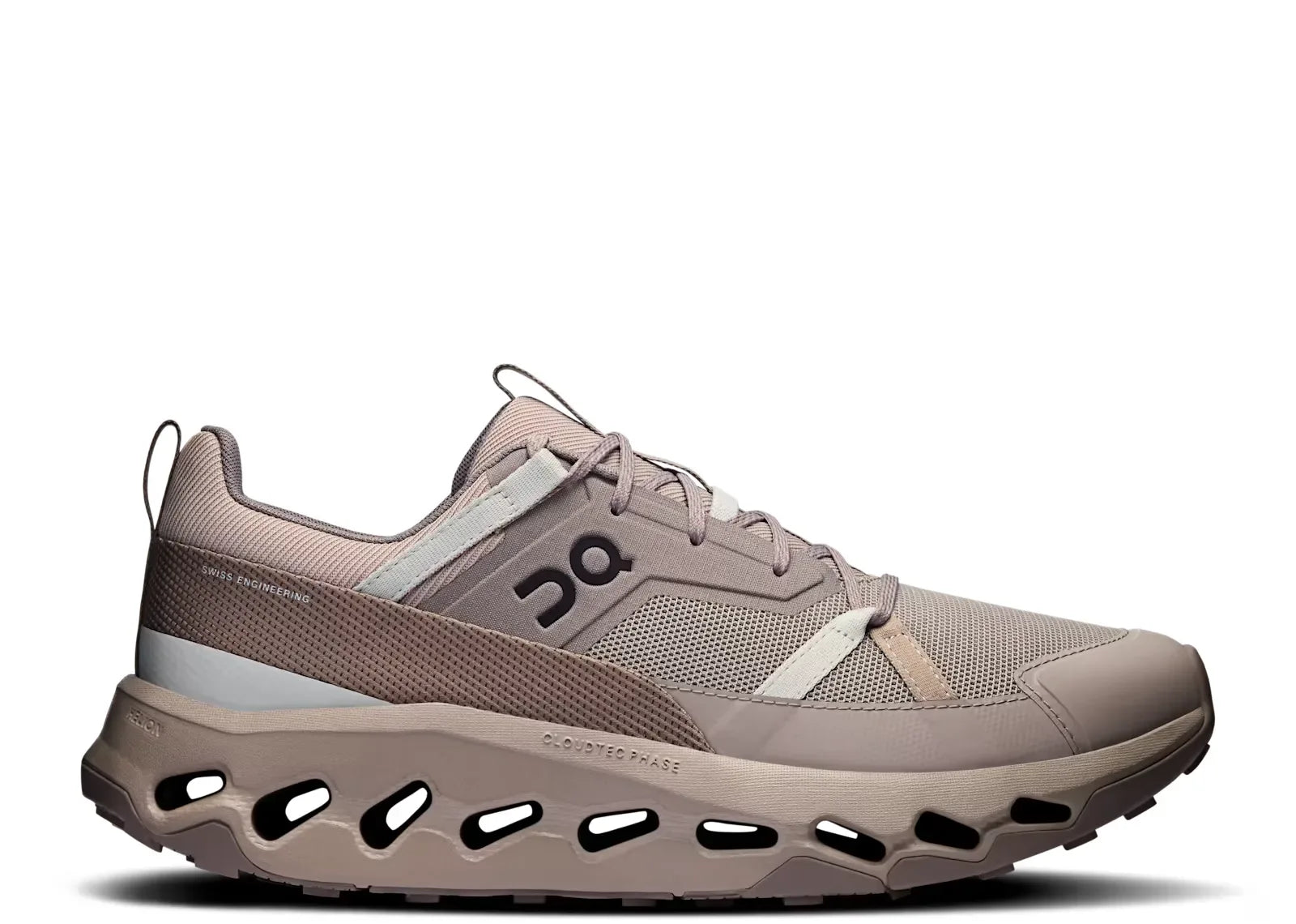 On Running Cloudhorizon Fog Desert - My Suti