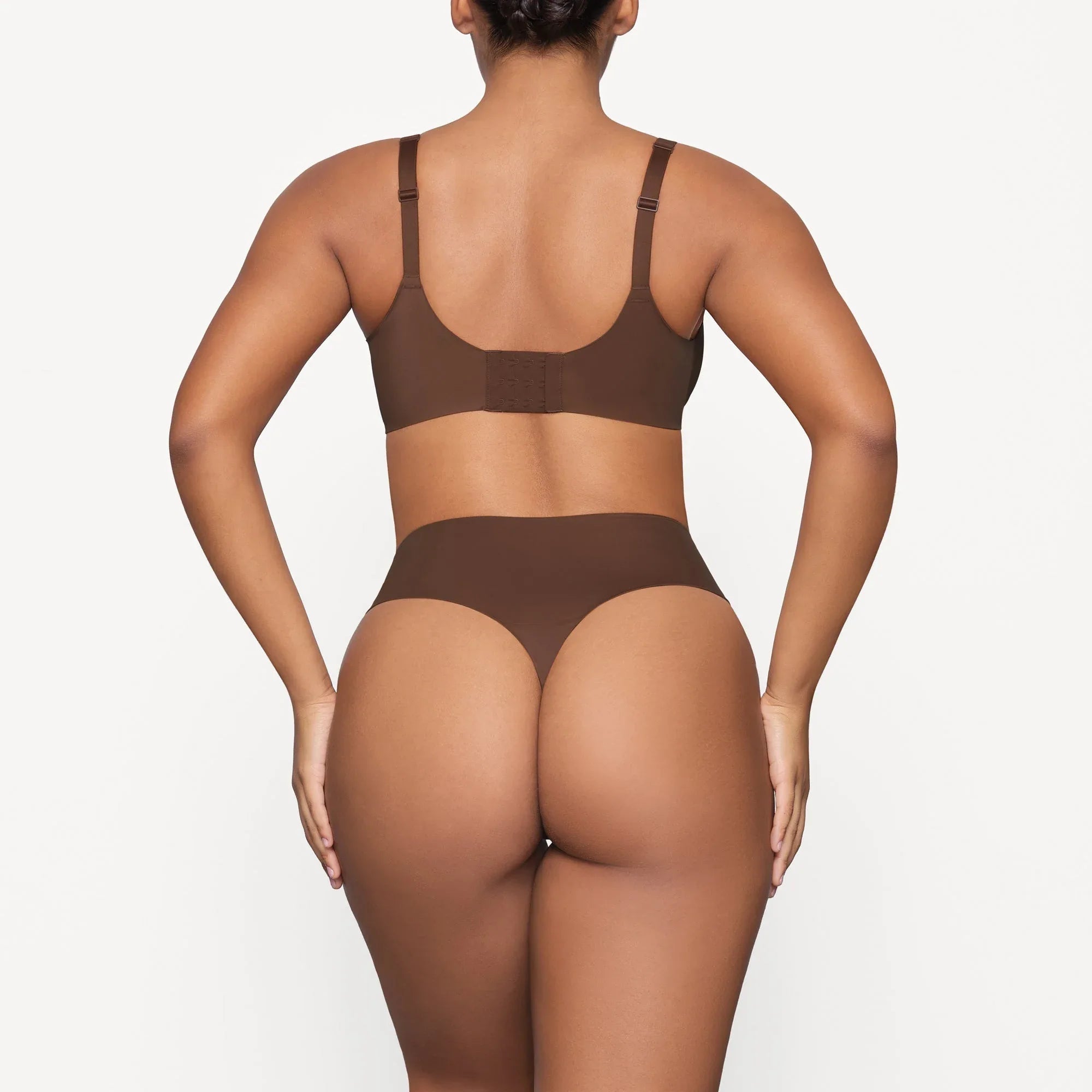 SKIMS SMOOTHING INTIMATES HIGH-WAISTED THONG | JASPER - TANGA - My Suti