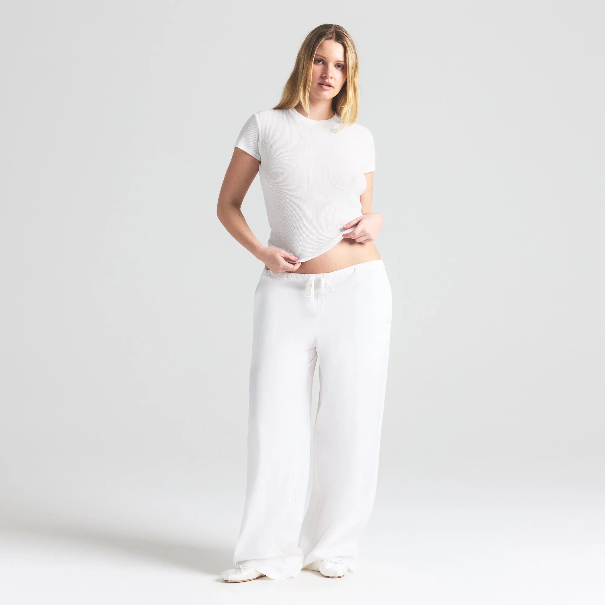 SKIMS COTTON POPLIN STRAIGHT LEG PANT | SNOW - PANTOLON - My Suti