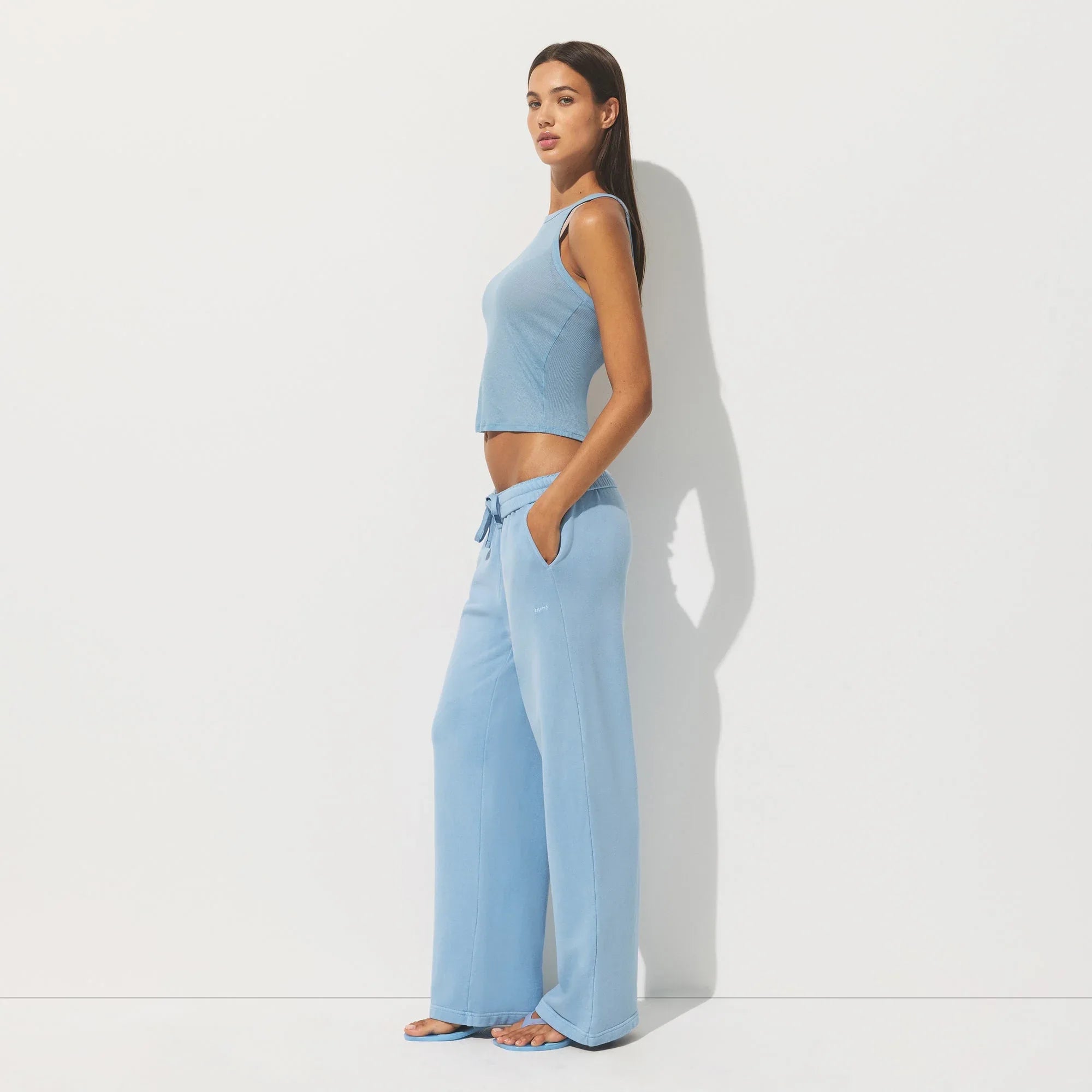 SKIMS FRENCH TERRY STRAIGHT LEG PANT | BLUE BELL - PANTOLON - My Suti