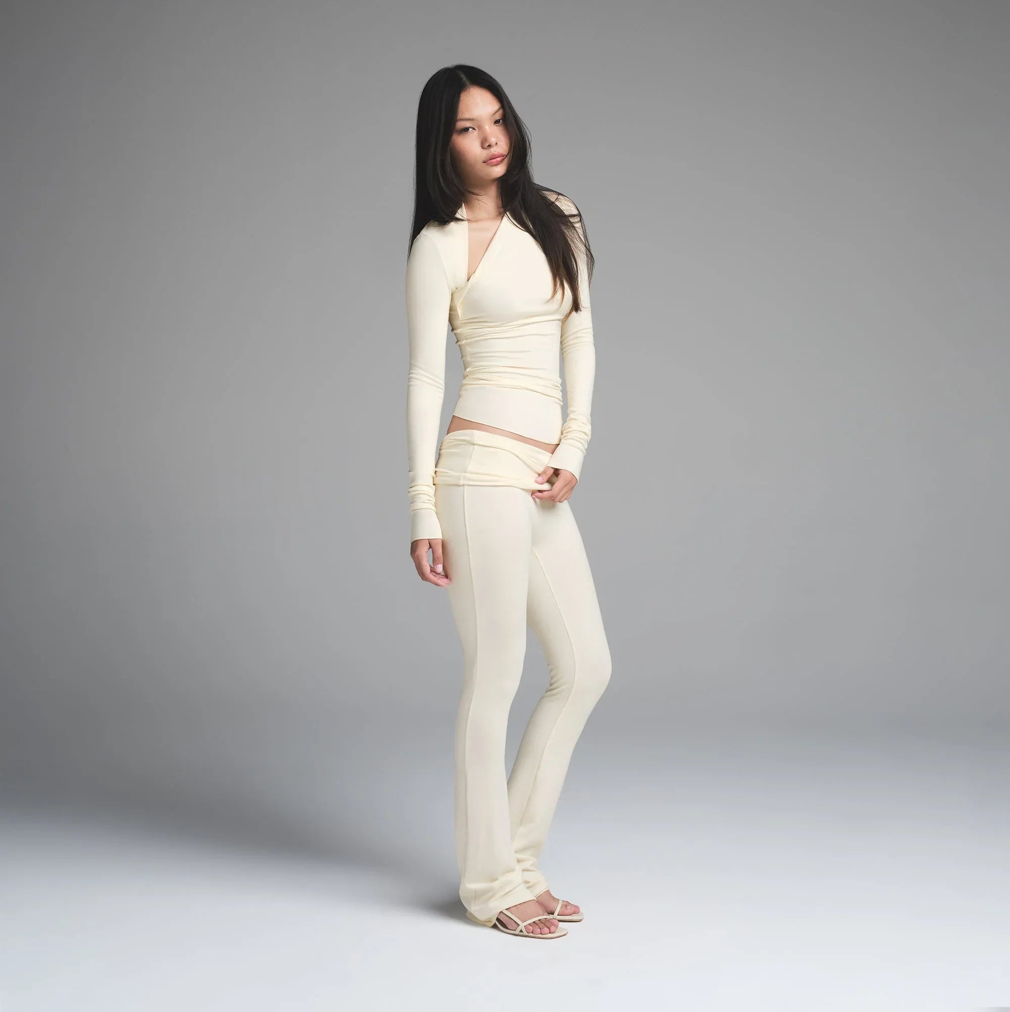 SKIMS CLOUD FOLDOVER PANT | ECRU - TAYT - My Suti