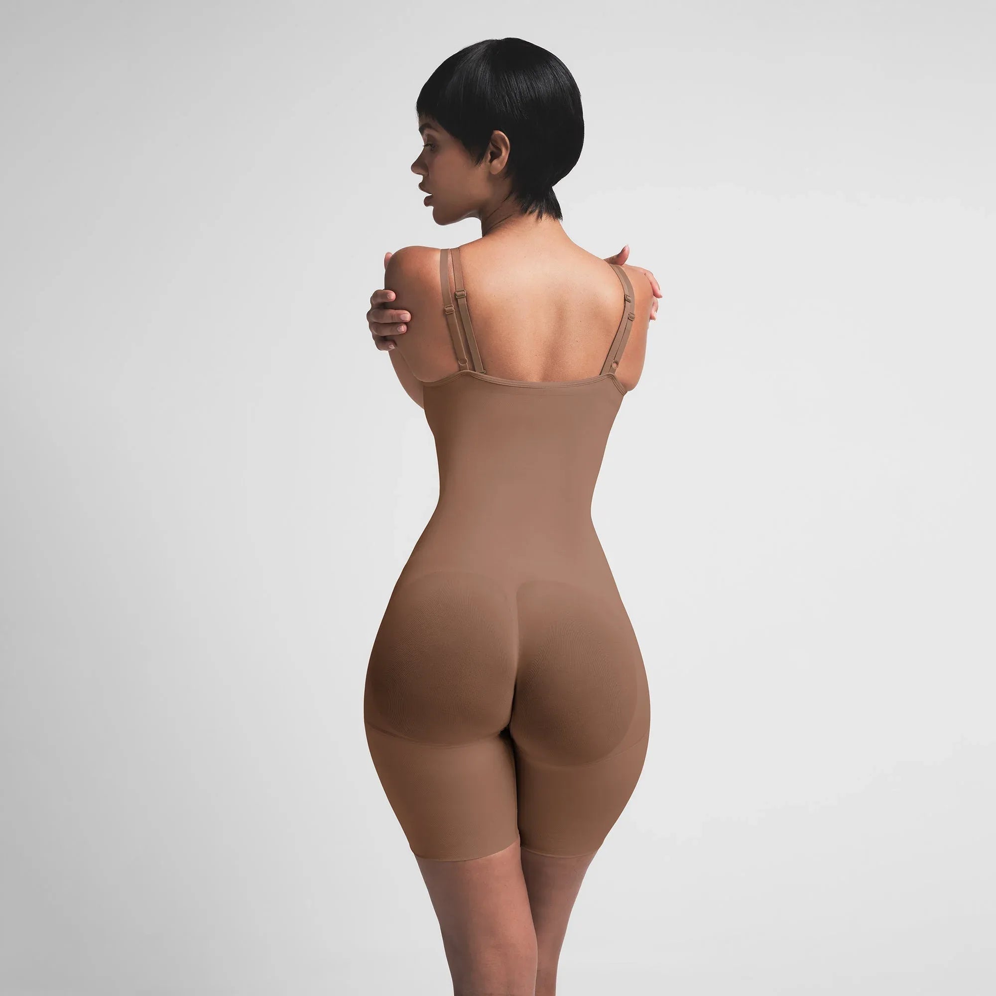 SKIMS SEAMLESS SCULPT BUTT LIFTING OPEN BUST BODYSUIT | JASPER - BODYSUIT - My Suti