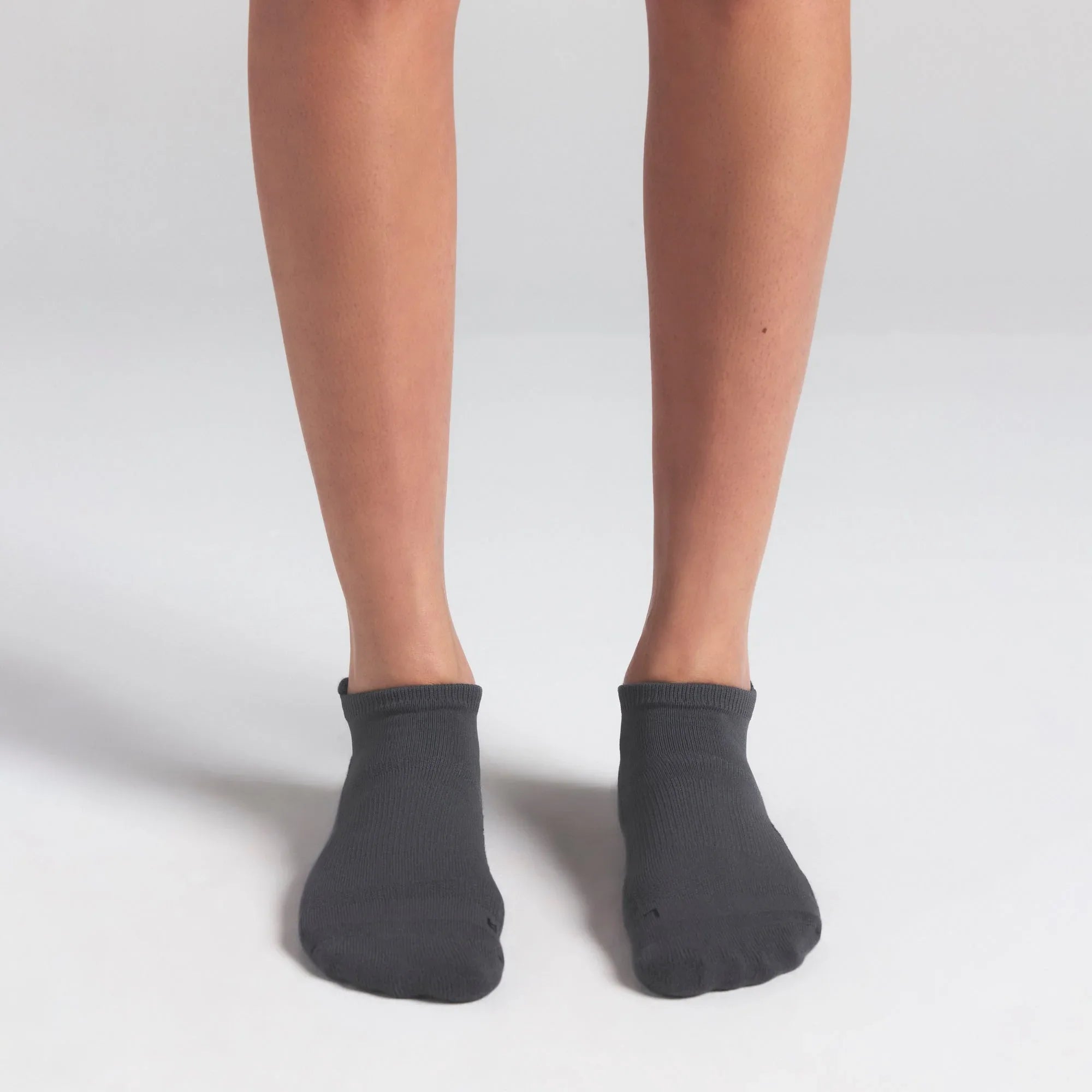 SKIMS COMFORT ANKLE SOCK 3-PACK | RAVEN MULTI - ÇORAP - My Suti