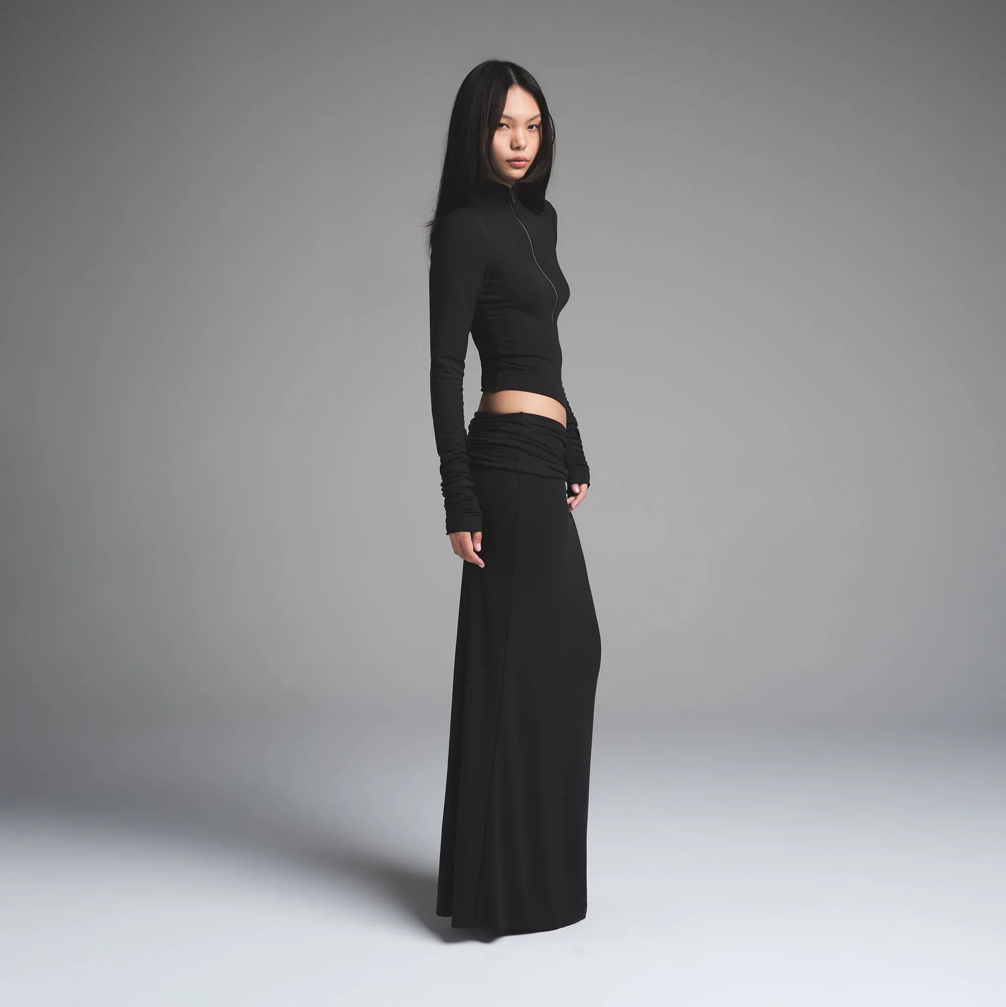 SKIMS CLOUD FOLDOVER SKIRT | ONYX - ETEK - My Suti