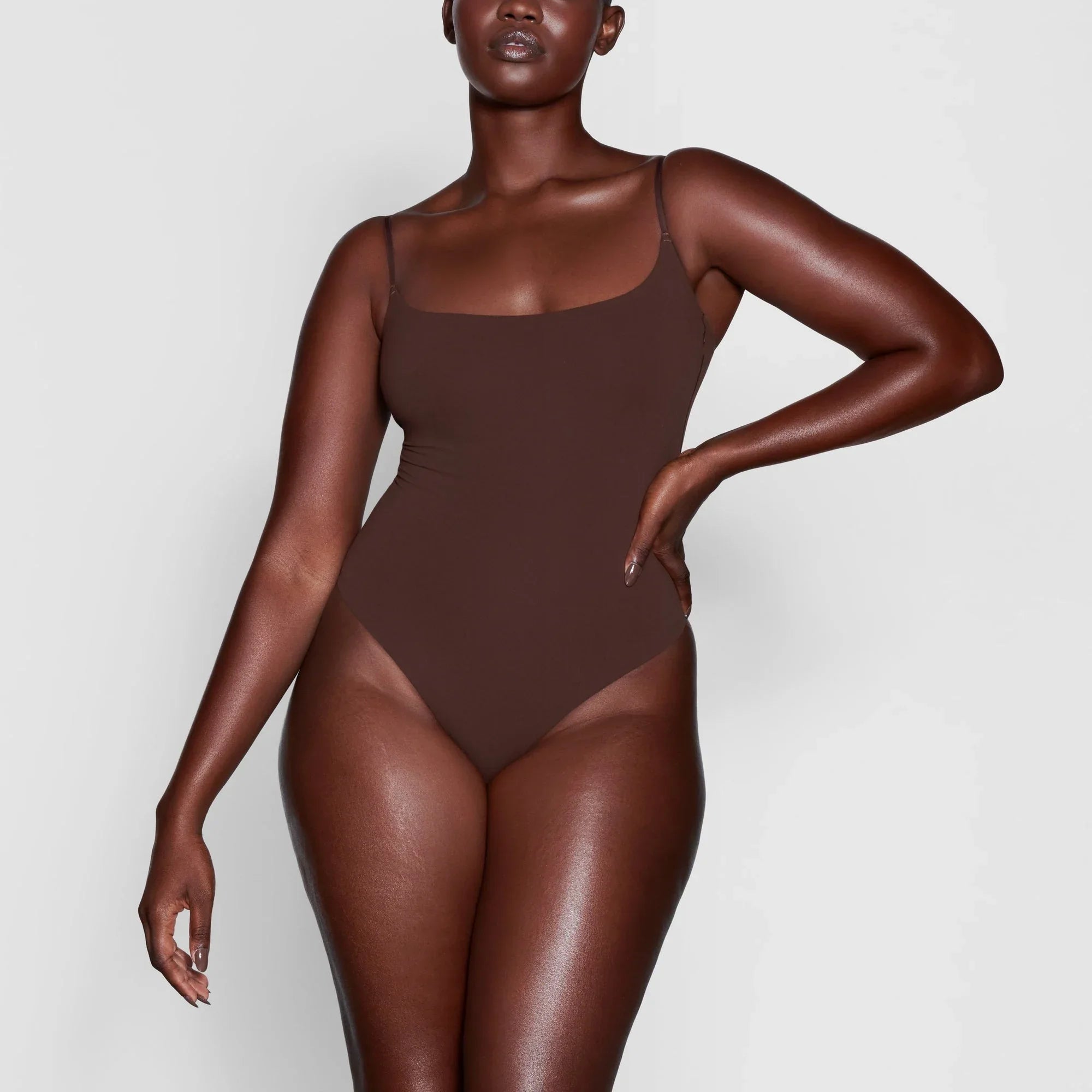 SKIMS FITS EVERYBODY CAMI BODYSUIT | COCOA - BODY - My Suti