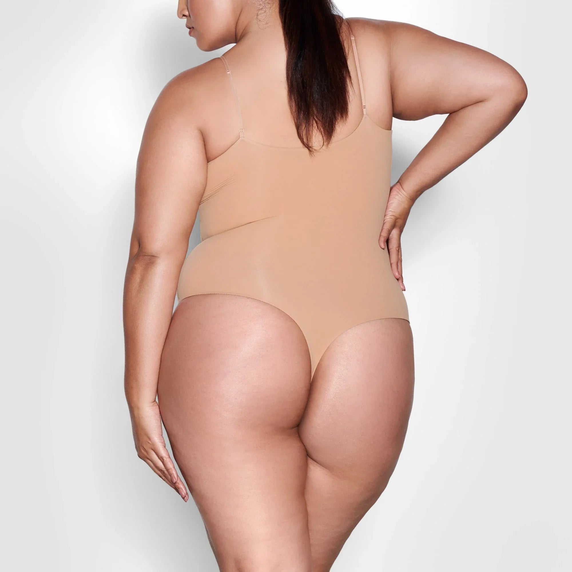 SKIMS FITS EVERYBODY CAMI BODYSUIT | OCHRE - BODY - My Suti