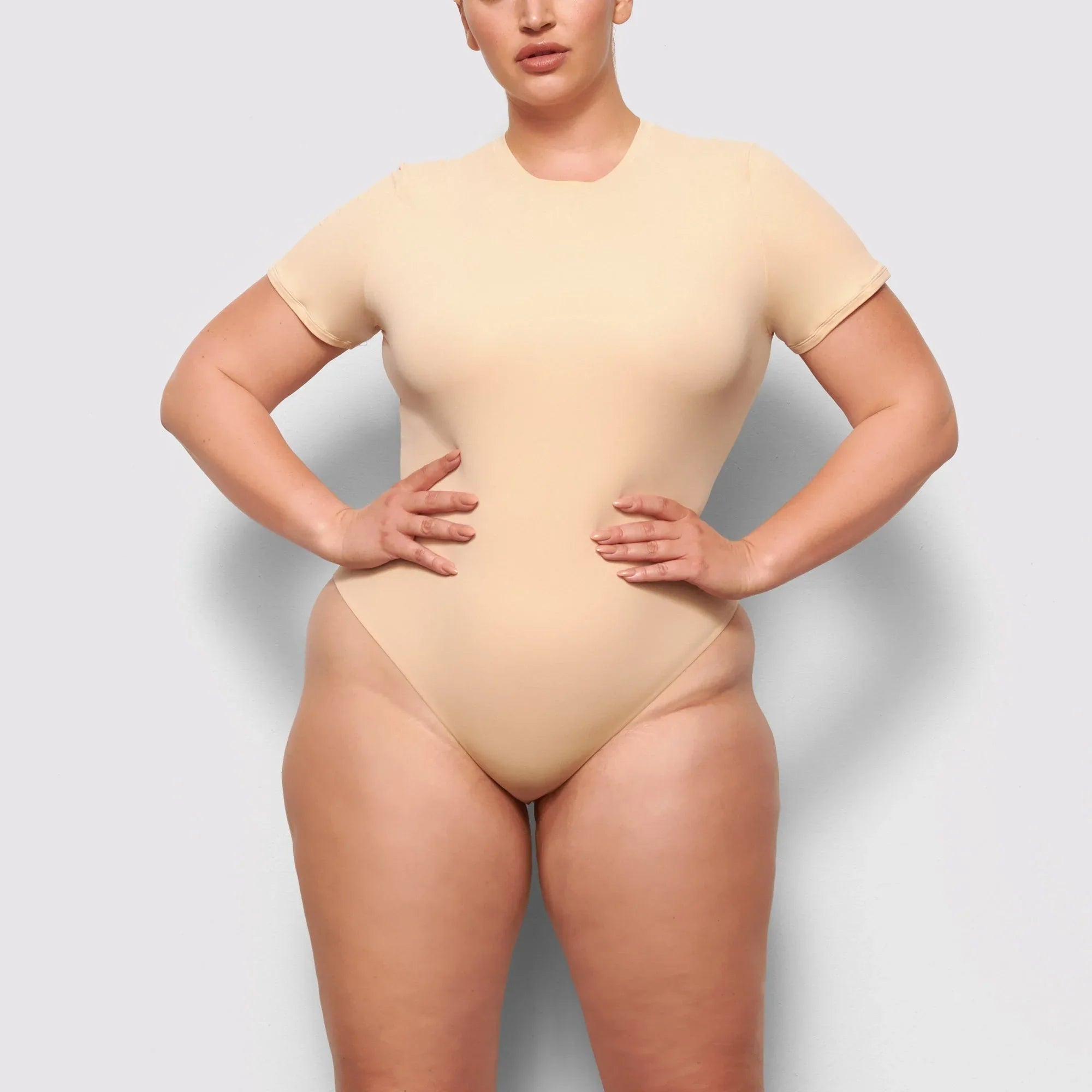 SKIMS FITS EVERYBODY T-SHIRT BODYSUIT | SAND - TİŞÖRT - My Suti