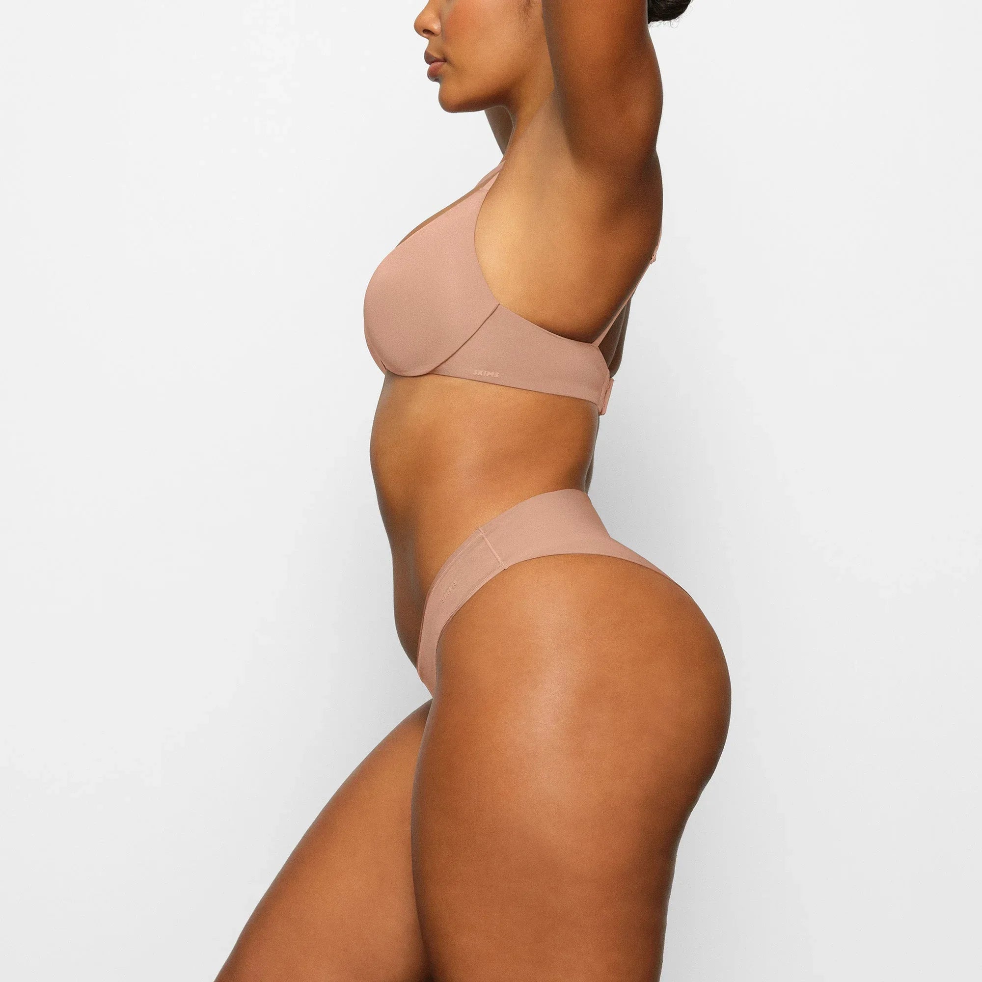 SKIMS WIRELESS FORM PUSH-UP PLUNGE BRA | SIENNA - SÜTYEN - My Suti