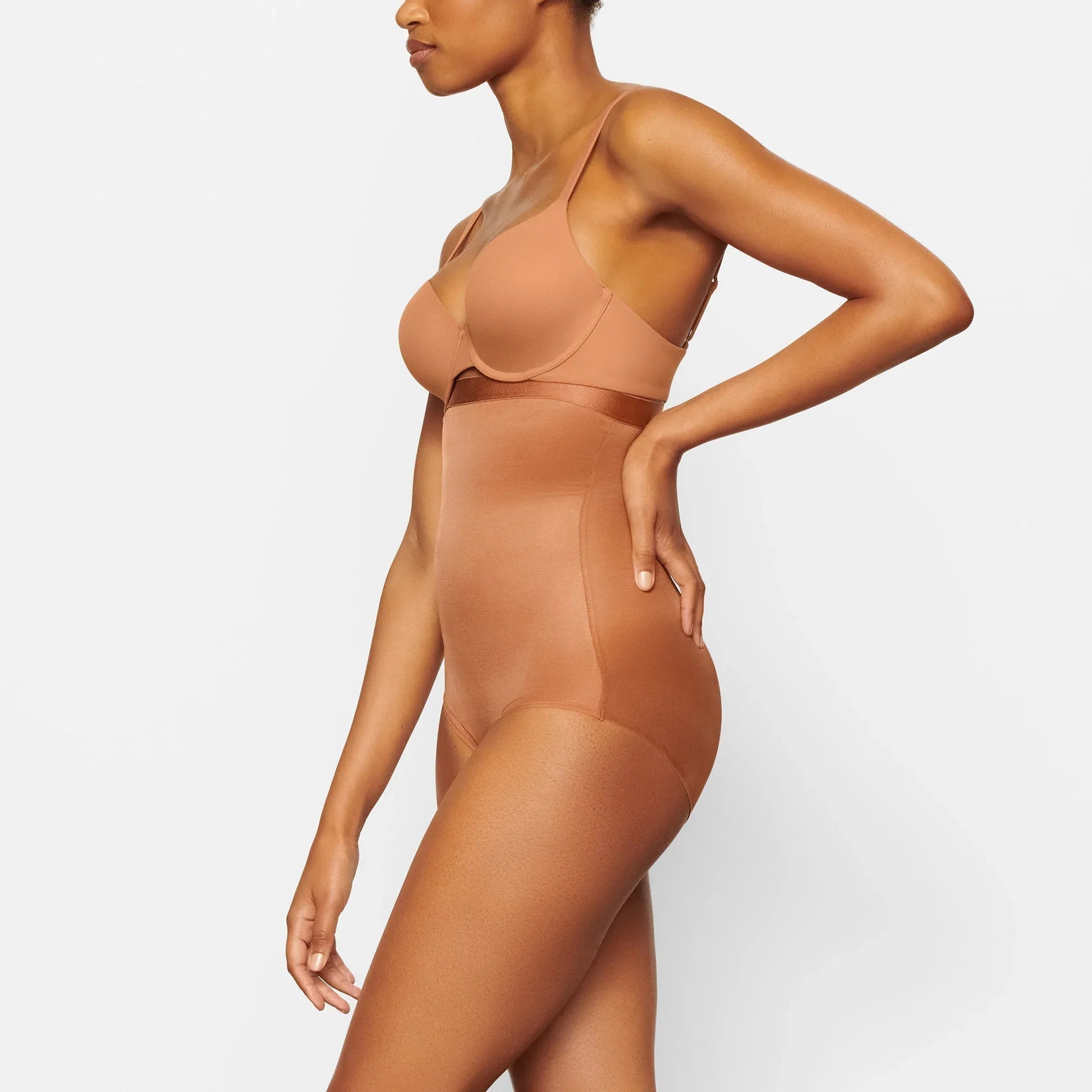 SKIMS SIMPLY BARE HIGH-WAISTED BRIEF | BRONZE - KÜLOT - My Suti