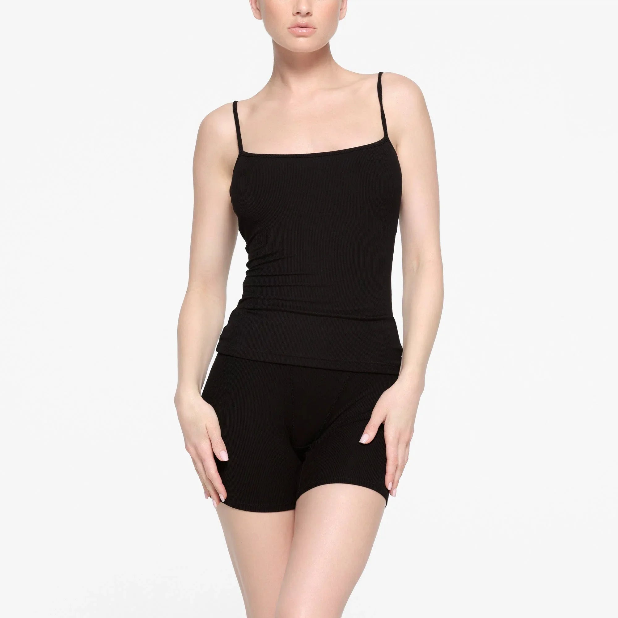 SKIMS SOFT LOUNGE CAMI | ONYX - TAYT - My Suti