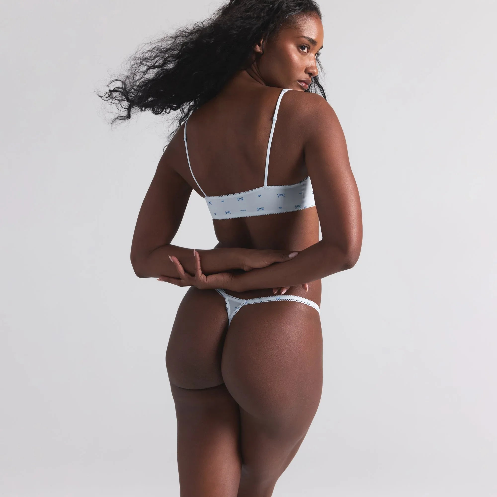 SKIMS FITS EVERYBODY PICOT SKIMPY SCOOP BRALETTE 2-PACK | MARBLE AND CLOUD BOW PRINT - SÜTYEN - My Suti