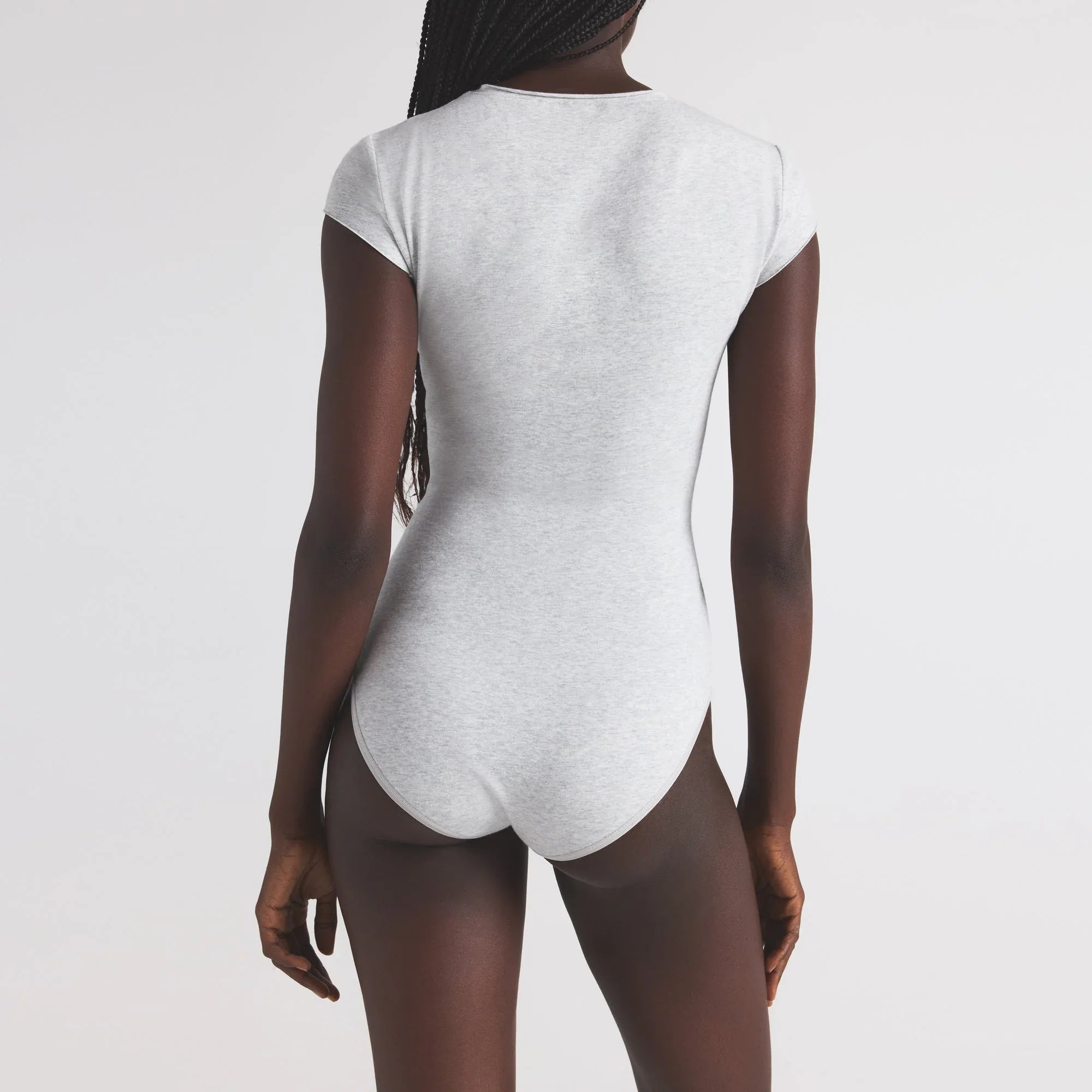 SKIMS COTTON JERSEY T-SHIRT BRIEF BODYSUIT | LIGHT HEATHER GREY - BODYSUIT - My Suti