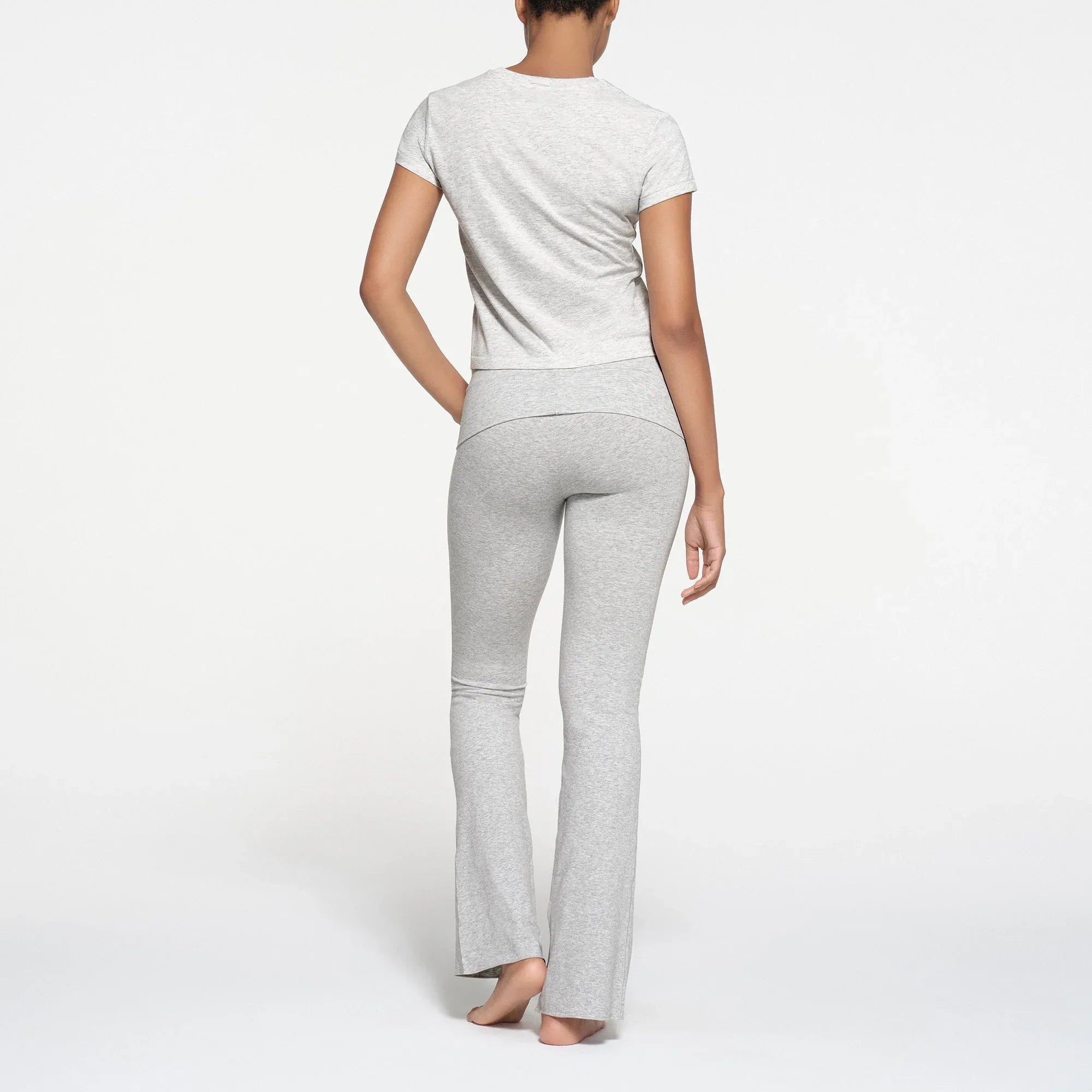 SKIMS RELAXED TEES SHRUNKEN T-SHIRT | LIGHT HEATHER GREY - TİŞÖRT - My Suti