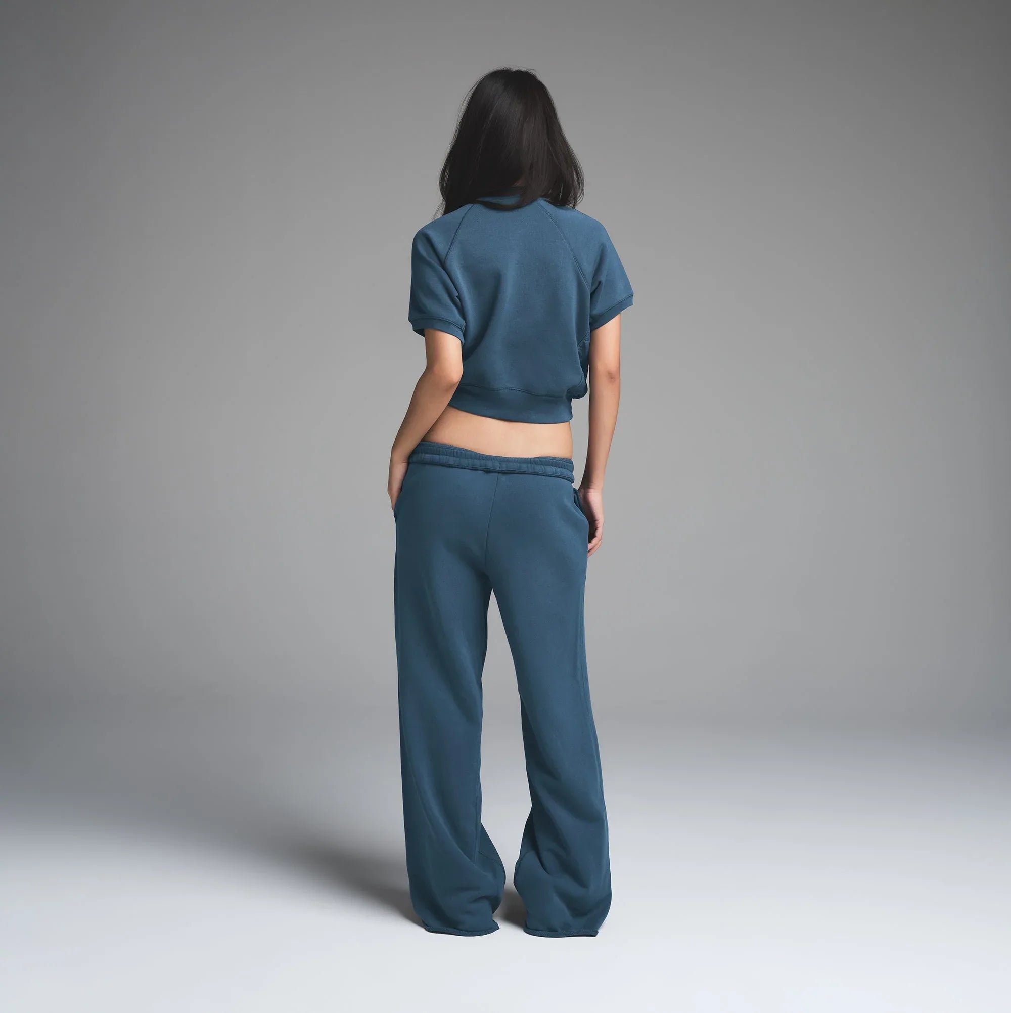 SKIMS FRENCH TERRY RAGLAN SHORT SLEEVE SWEATSHIRT | INDIGO - SWEATSHIRT - My Suti