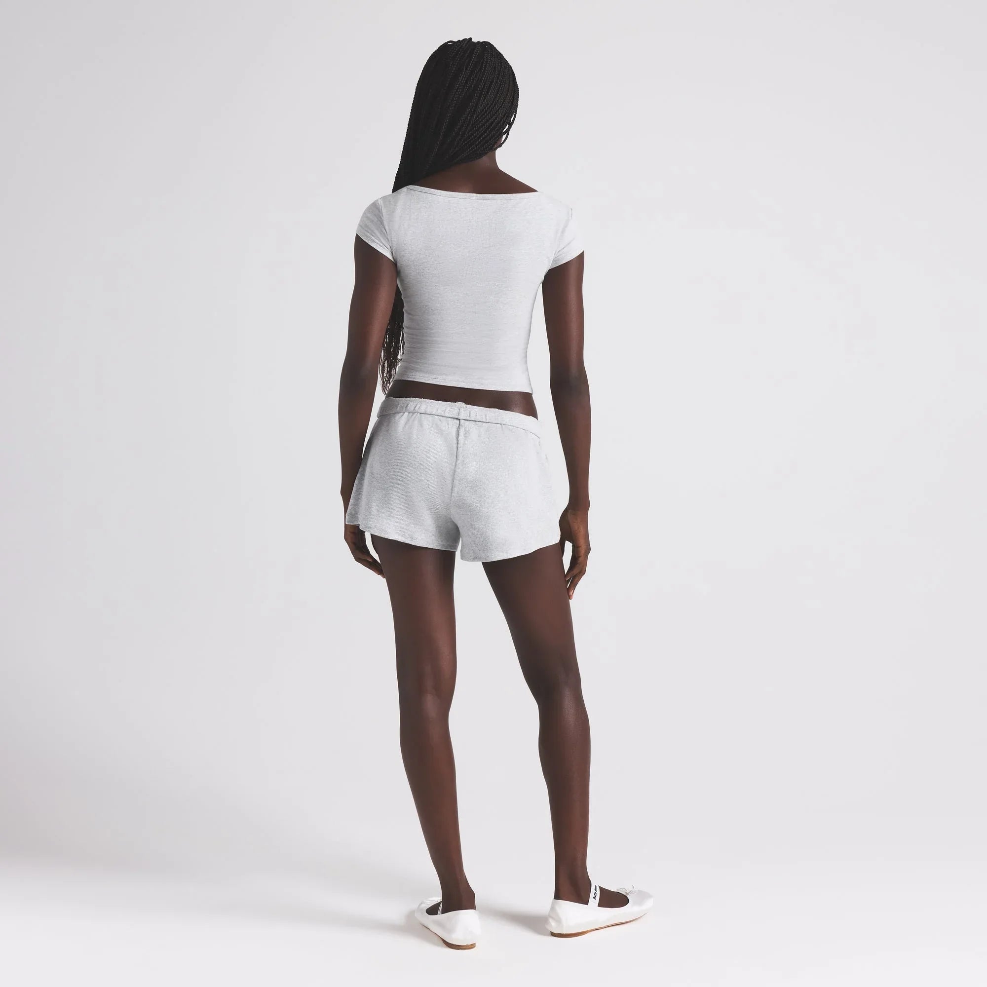 SKIMS COTTON JERSEY SCOOP NECK T-SHIRT | LIGHT HEATHER GREY - TİŞÖRT - My Suti