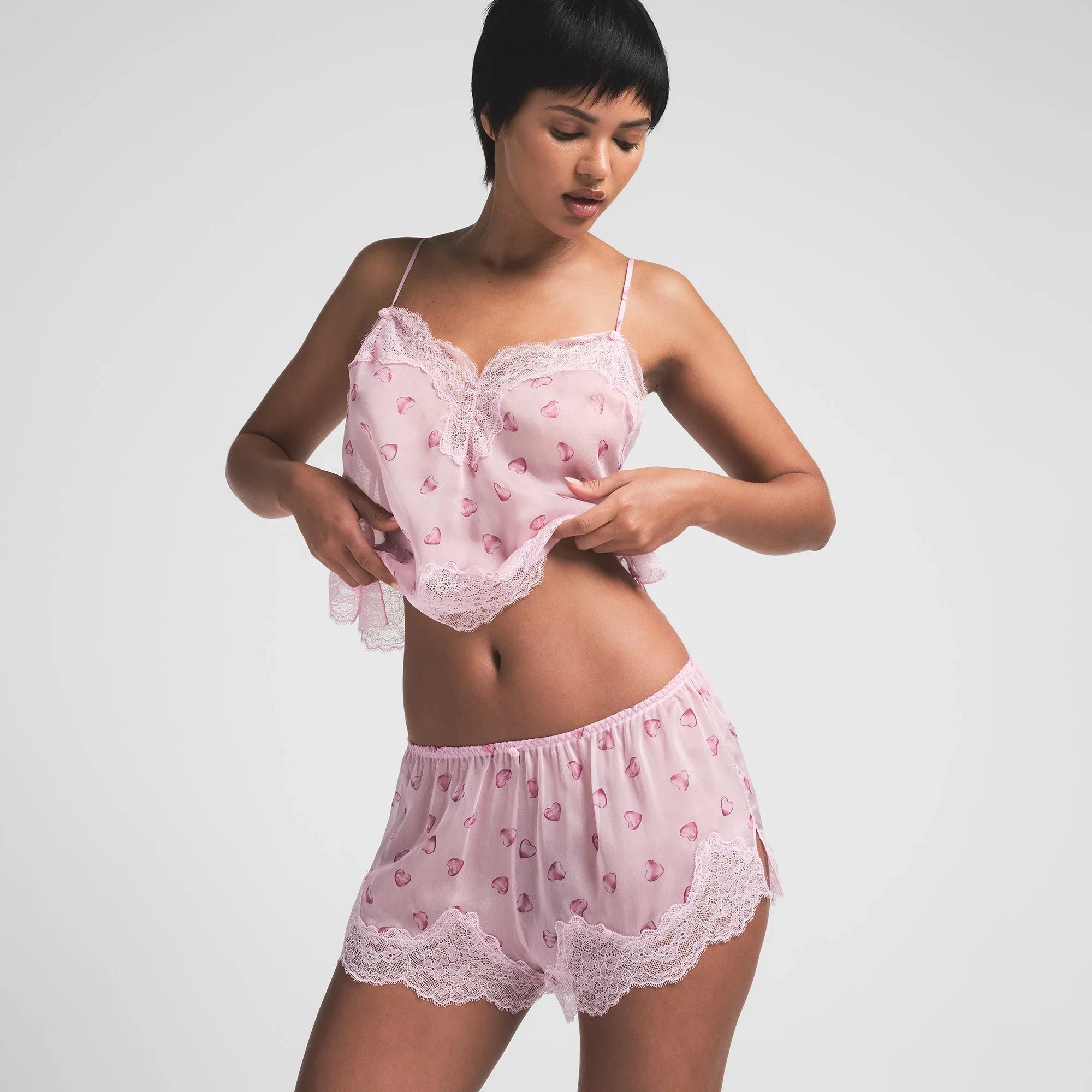 SKIMS ROMANCE LACE CAMI AND SHORT SET | CHERRY BLOSSOM BALLOON PRINT - TAKIM - My Suti