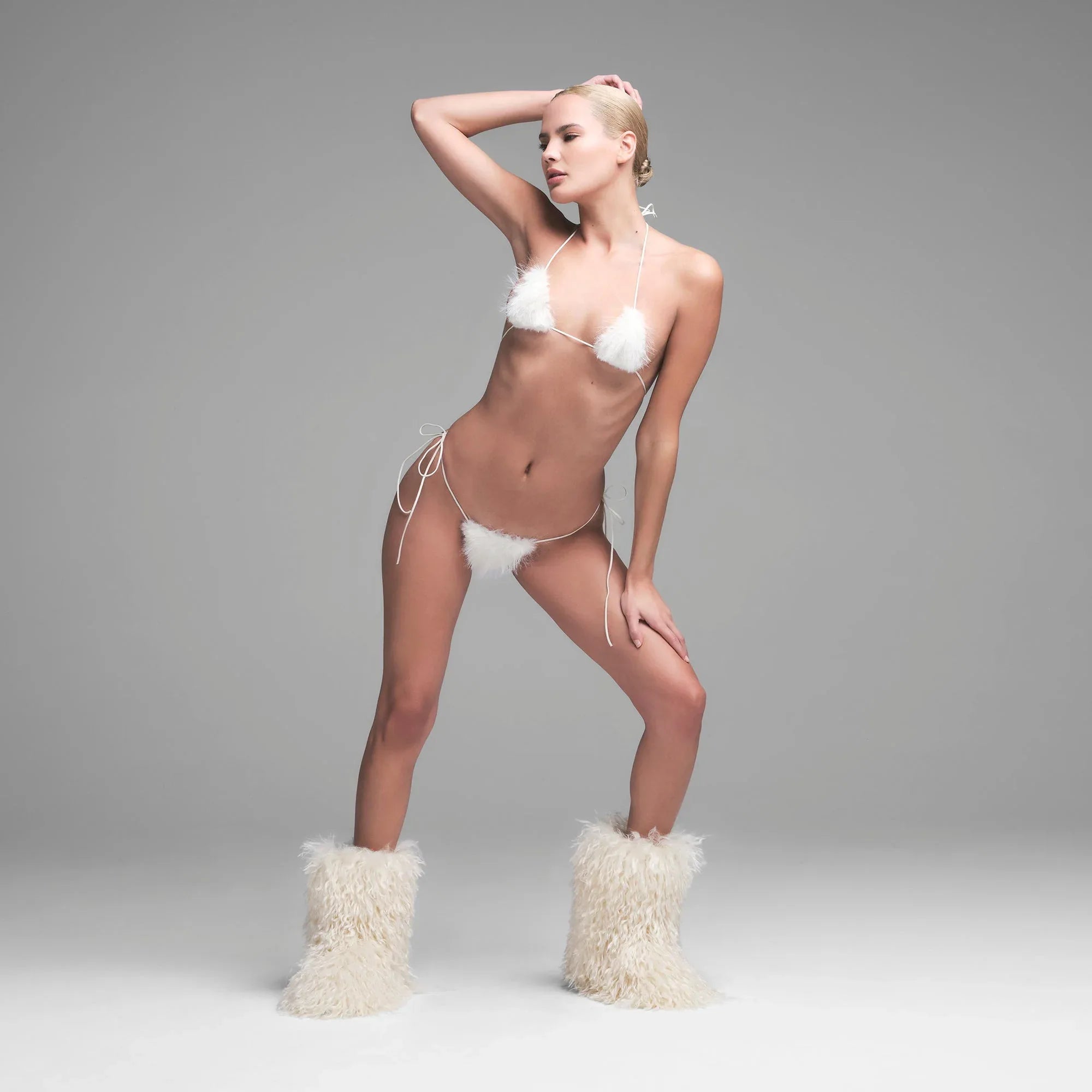 SKIMS FAUX FUR TRIANGLE BRALETTE AND THONG SET | MARBLE - SÜTYEN - My Suti