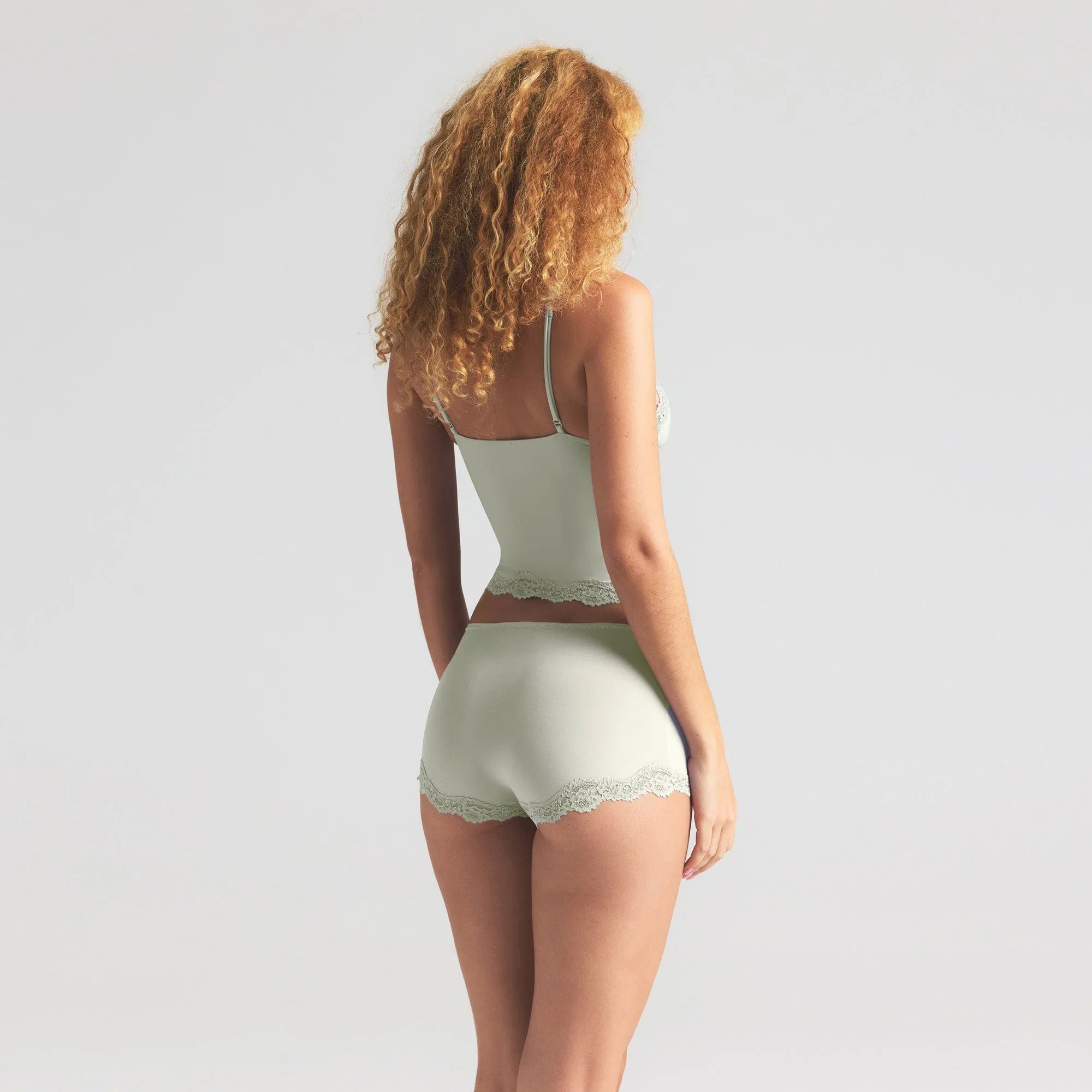 SKIMS FITS EVERYBODY LACE TRIANGLE CAMI AND BOY SHORT SET | SPEARMINT - TAKIM - My Suti