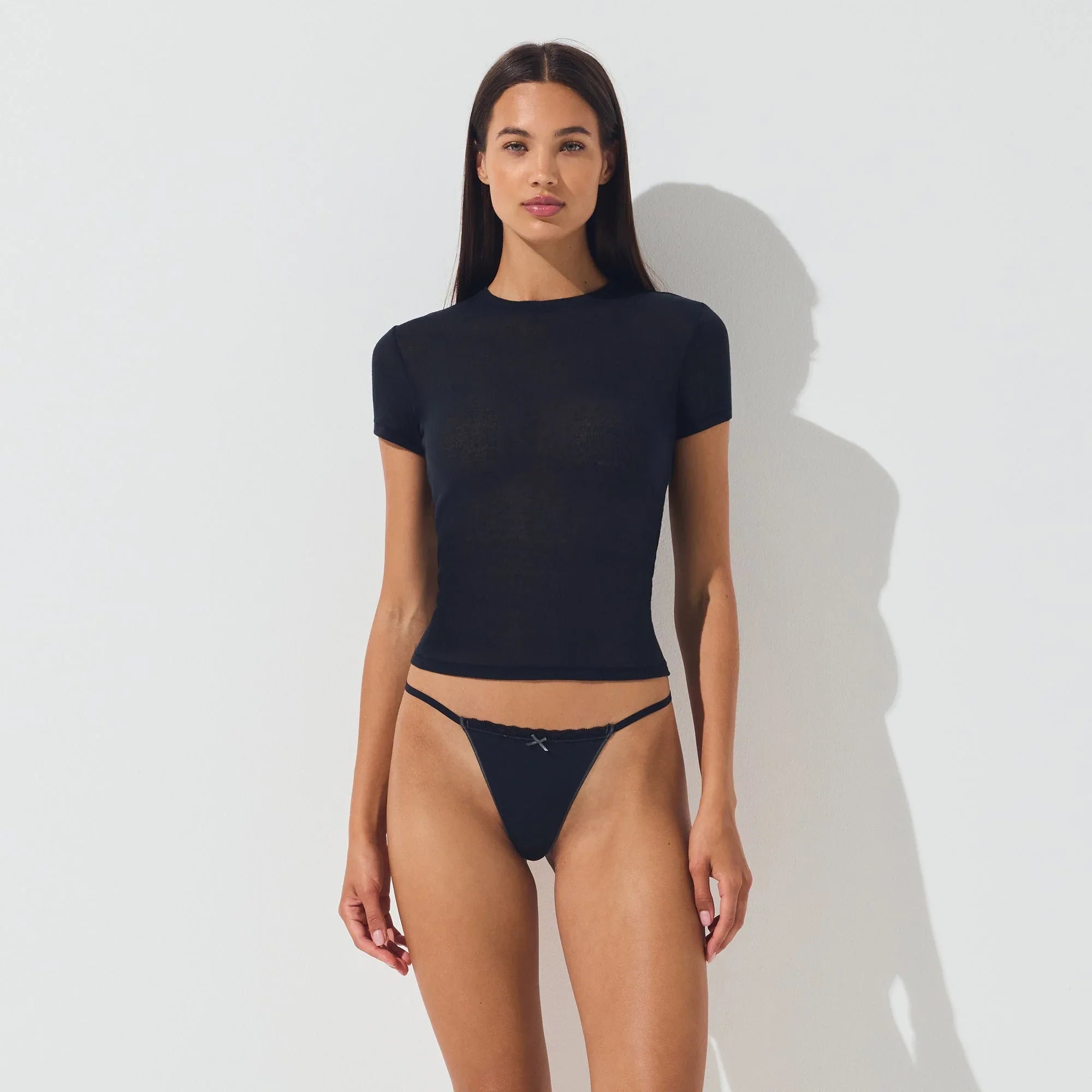 SKIMS LIGHTWEIGHT COTTON LACE STRING THONG | SOOT TONAL - İP THONG - My Suti