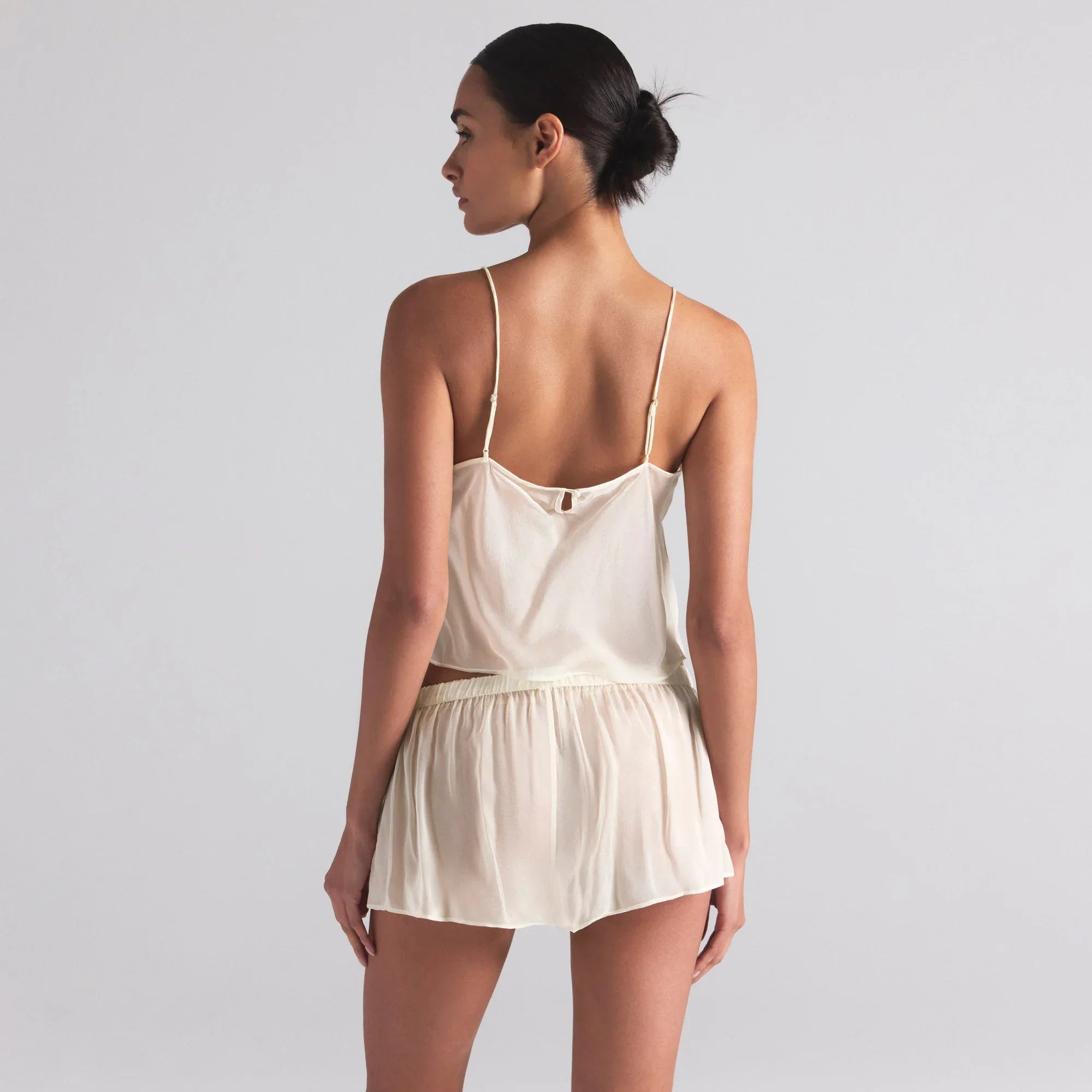 SKIMS ROMANCE CAMI AND SHORT SET | IVORY - KOMBİN - My Suti