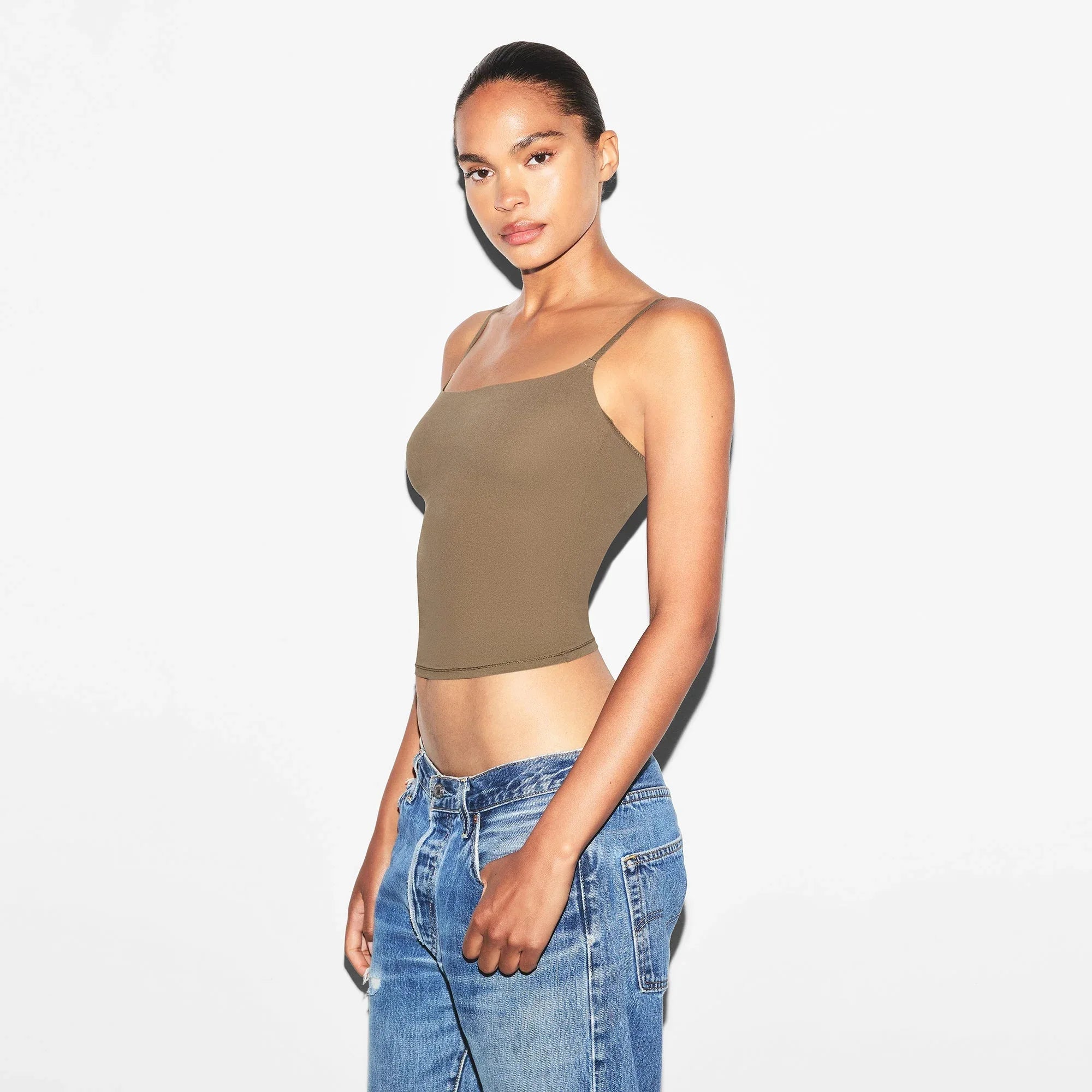 SKIMS FITS EVERYBODY CAMI | TRUFFLE - TİŞÖRT - My Suti