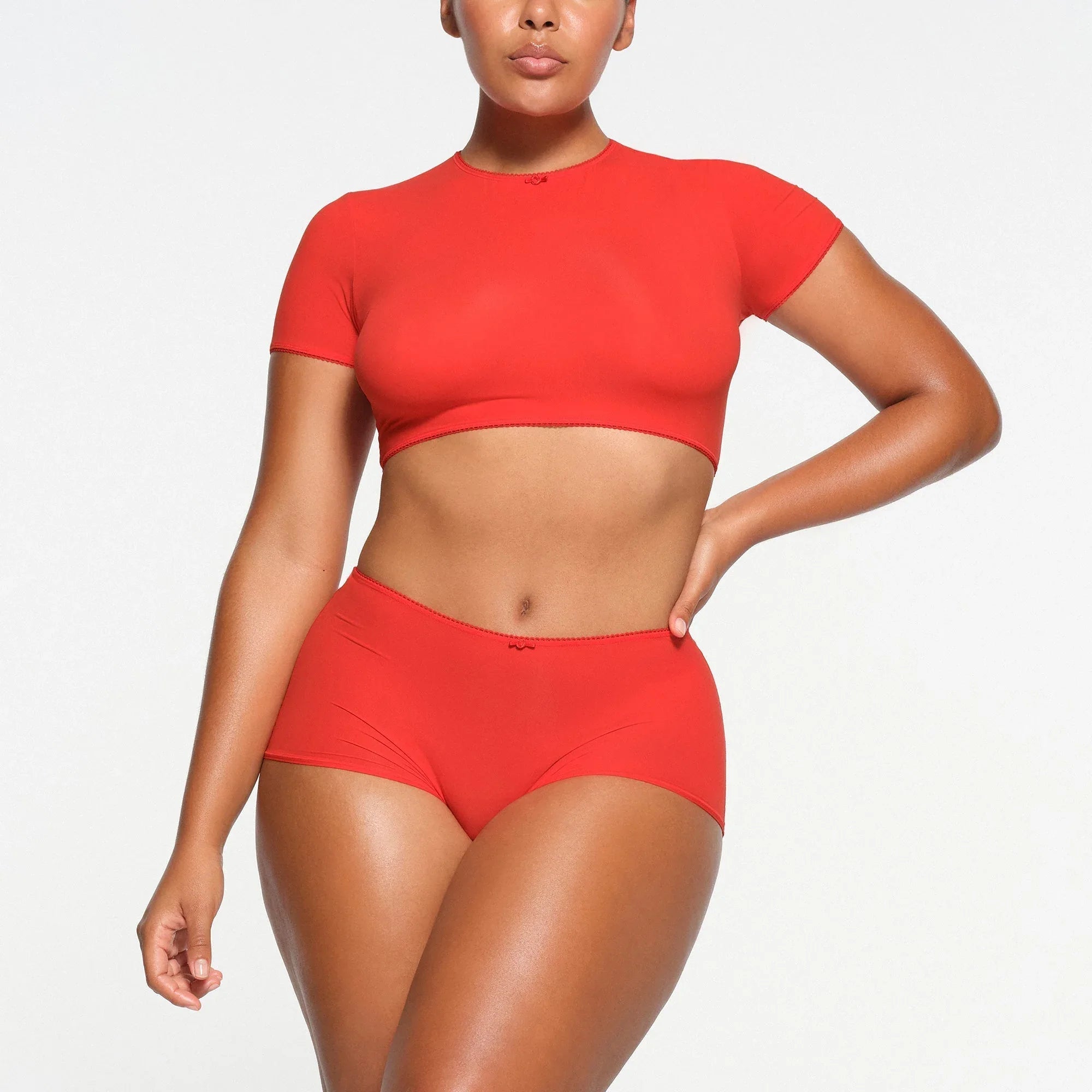 SKIMS FITS EVERYBODY PICOT SUPER CROPPED T-SHIRT | RUBY - TİŞÖRT - My Suti