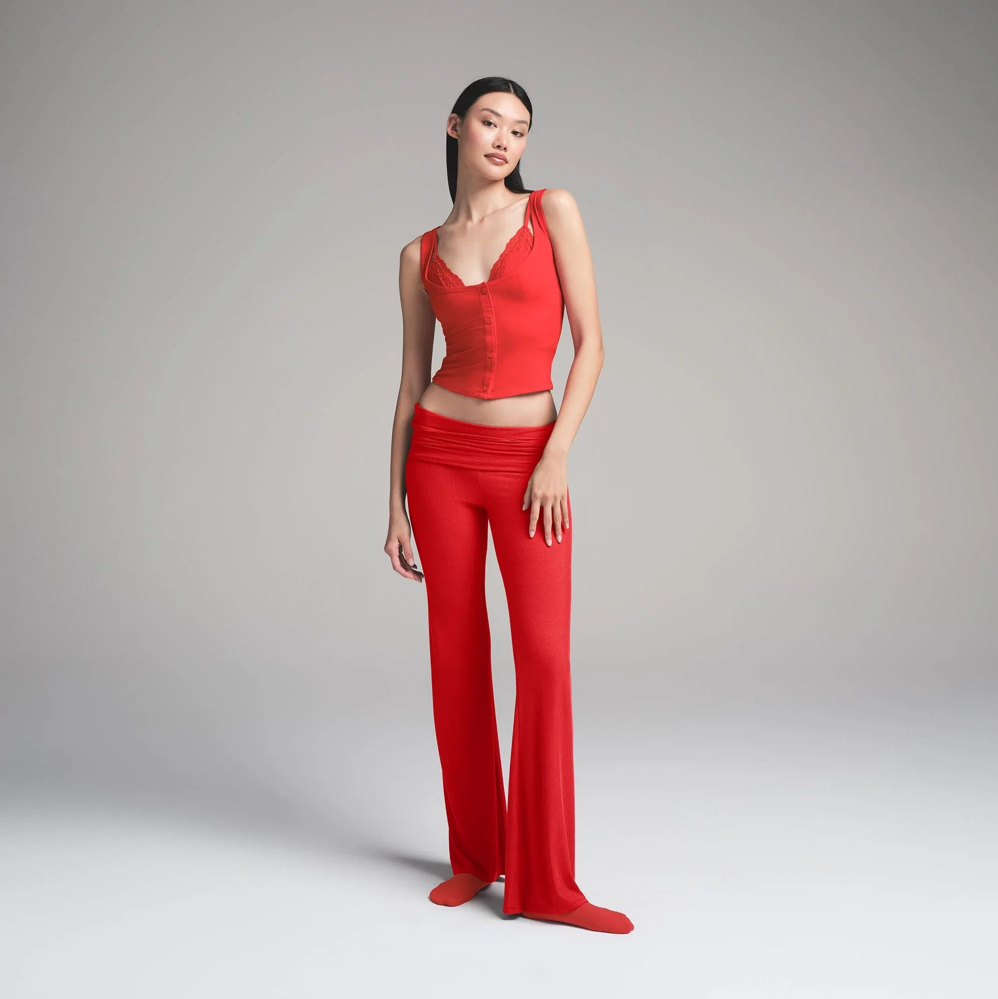 SKIMS SOFT LOUNGE LACE TANK WITH BRALETTE | CHERRY - TİŞÖRT - My Suti