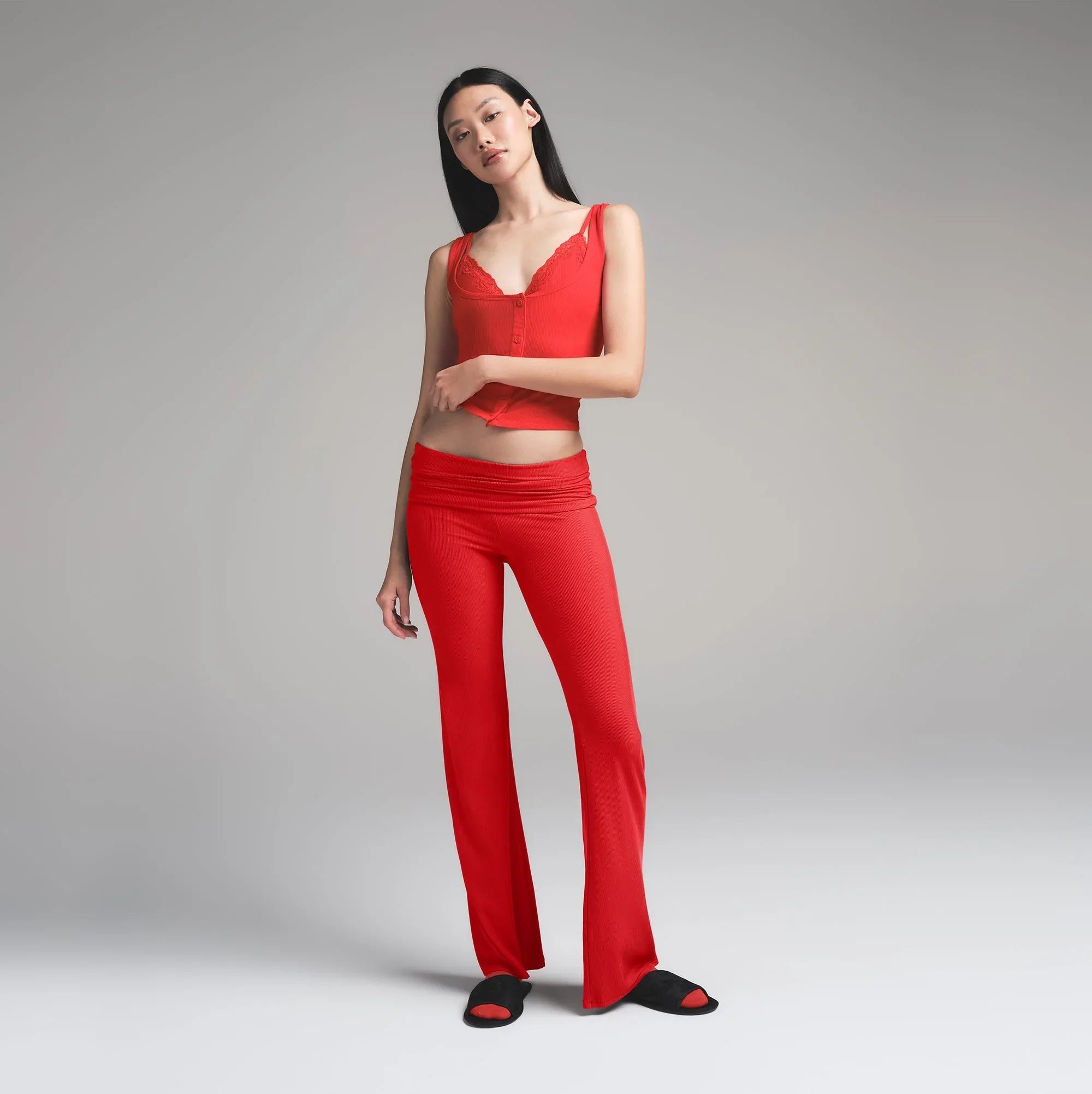 SKIMS SOFT LOUNGE LACE TANK WITH BRALETTE | CHERRY - TİŞÖRT - My Suti